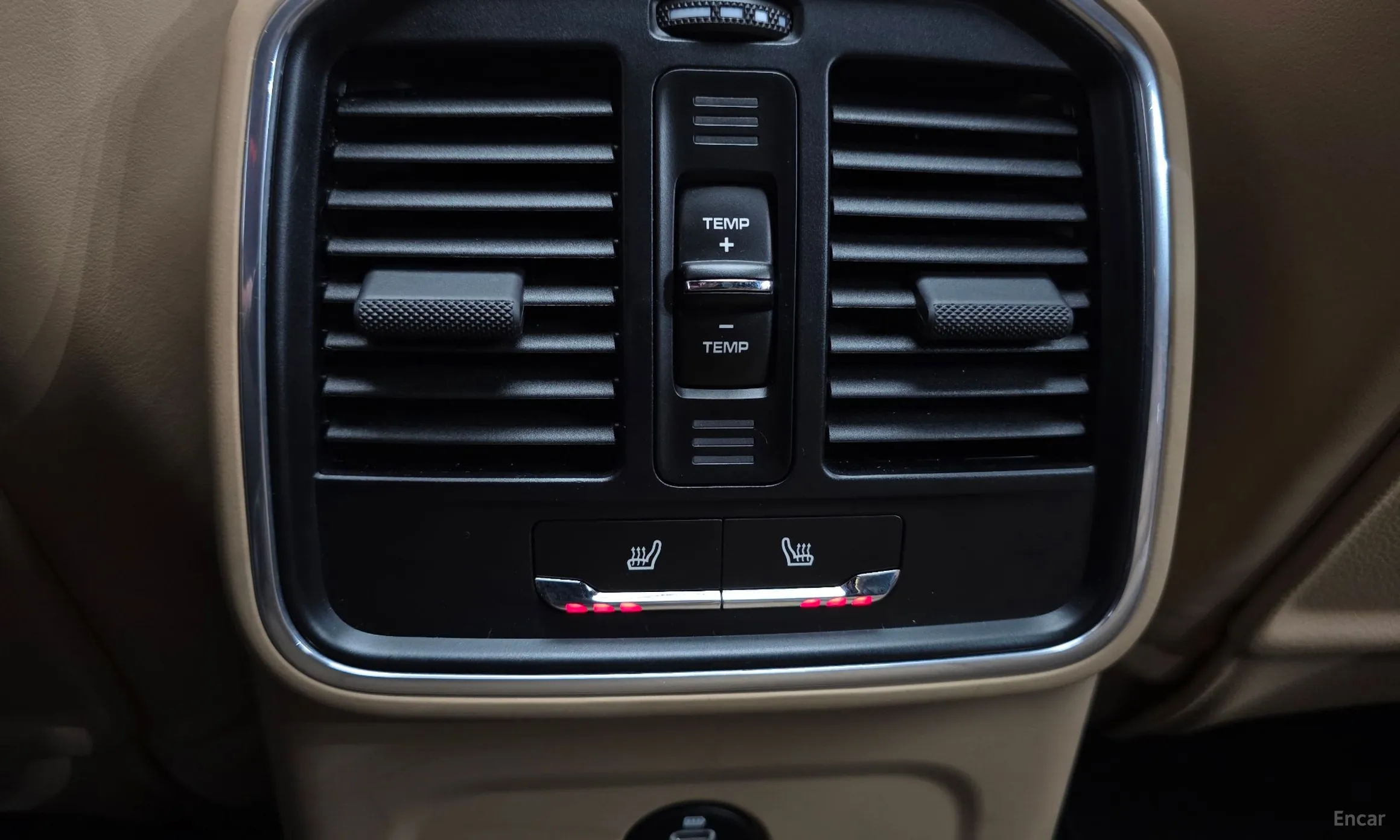 Porsche Macan превью 18