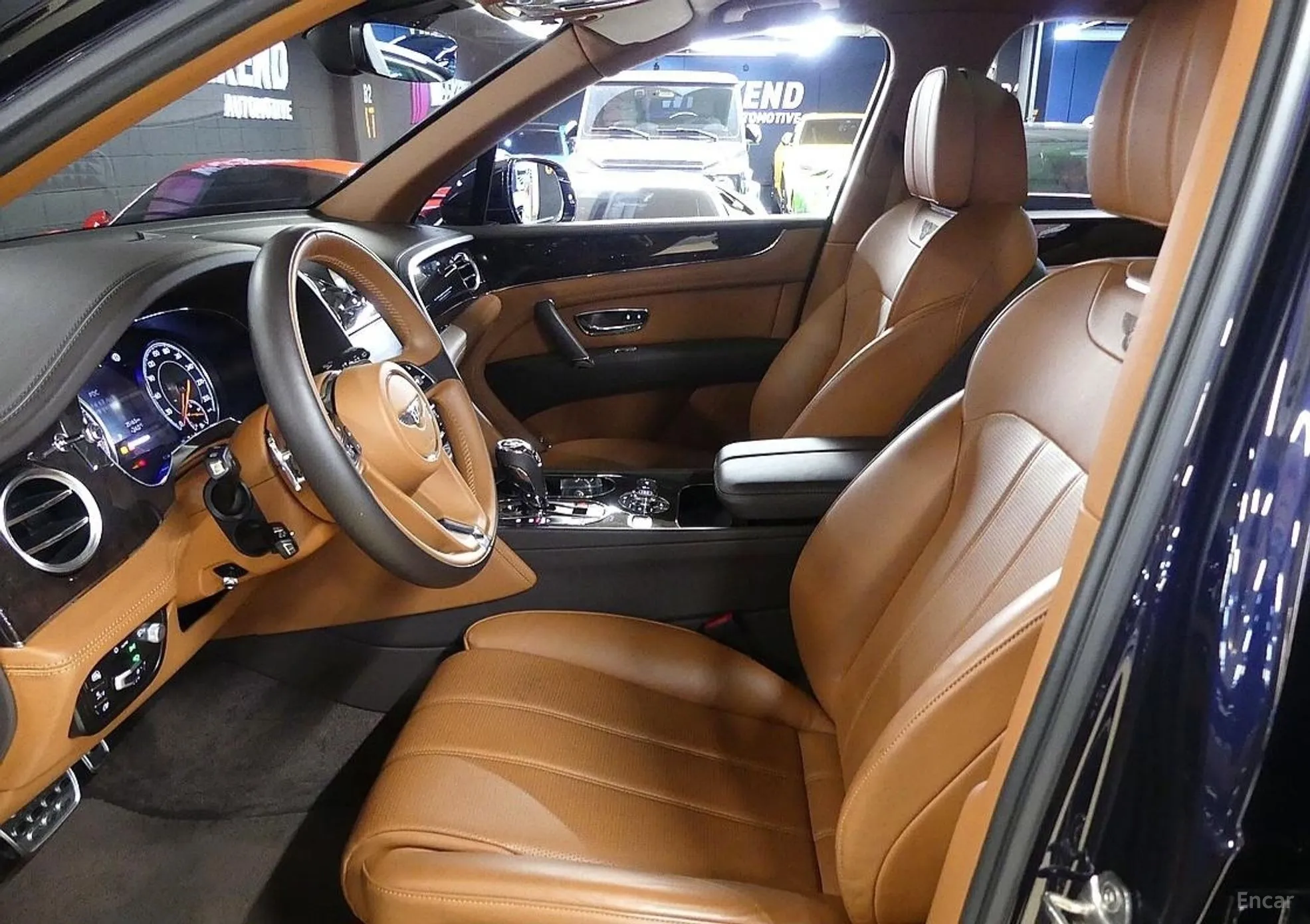 Bentley Bentayga превью 7