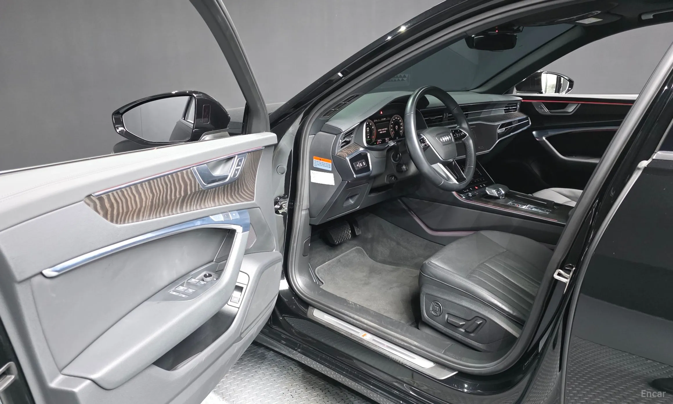 Audi A6 (C8) превью 10