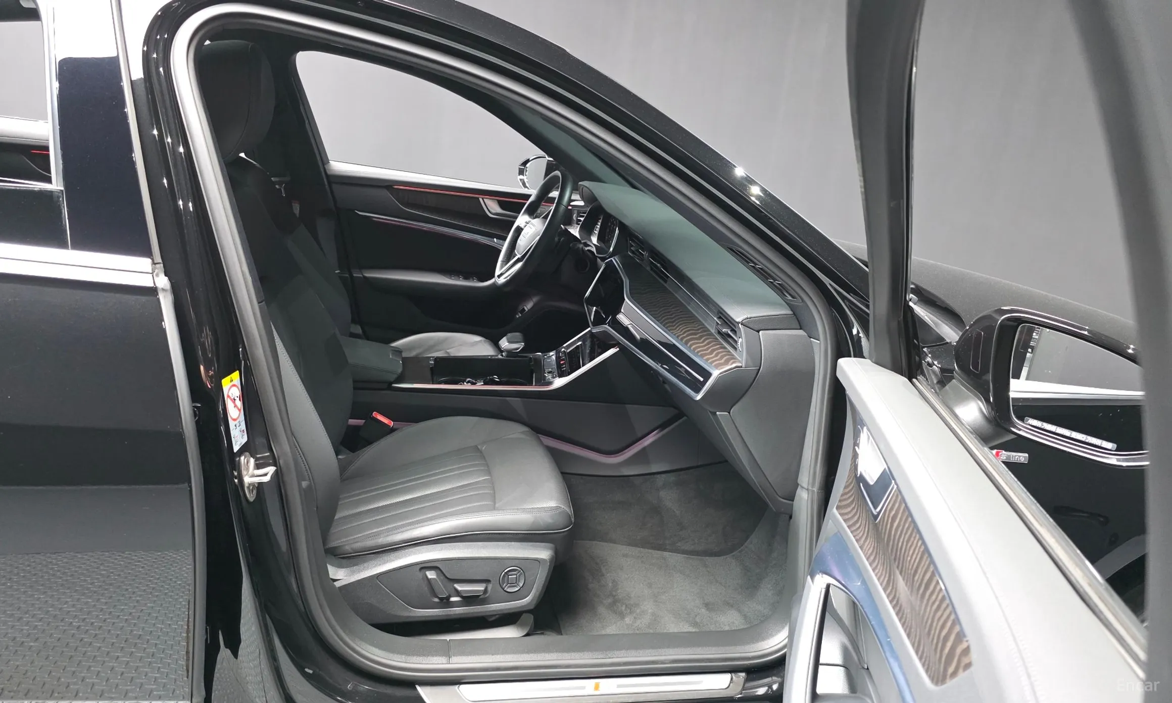 Audi A6 (C8) превью 11