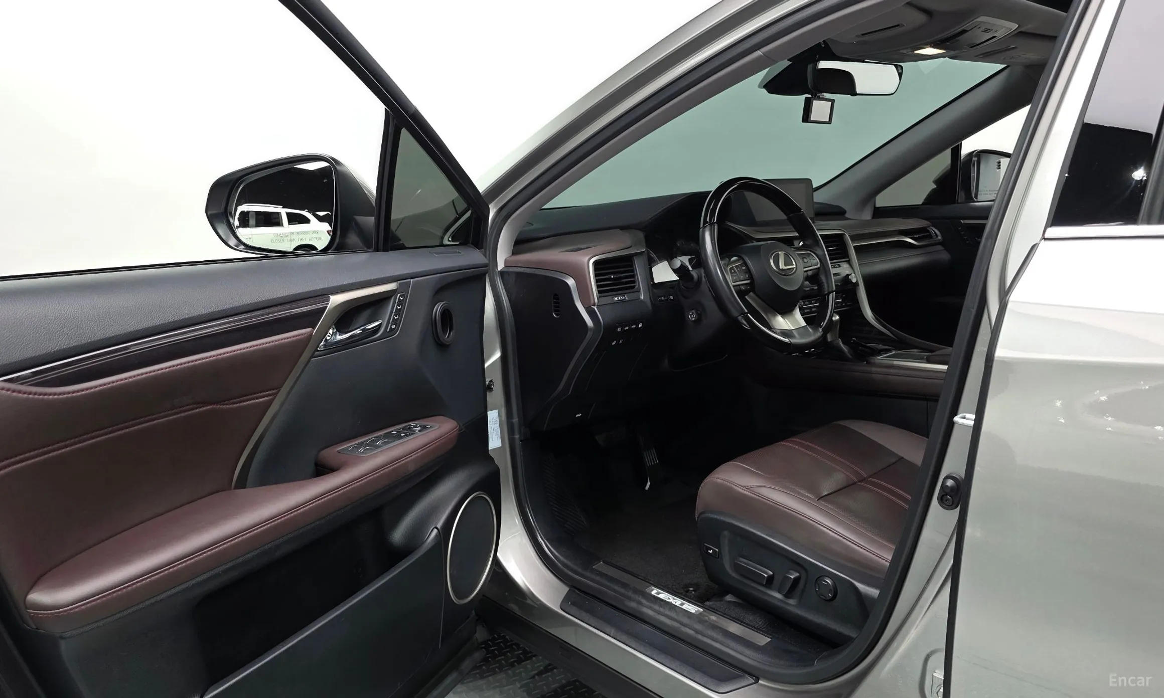 Lexus RX450h Gen 4 превью 10