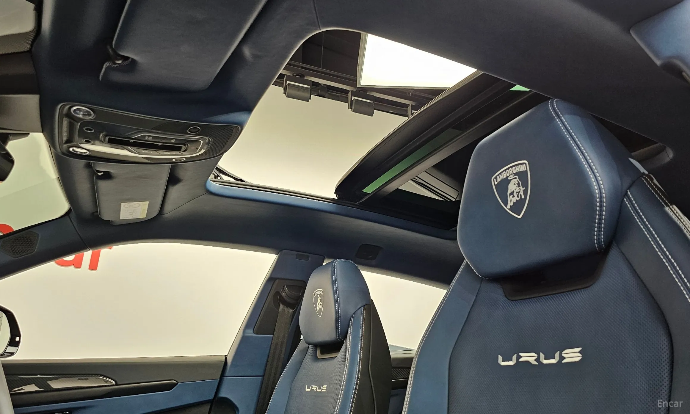 Lamborghini Urus превью 17
