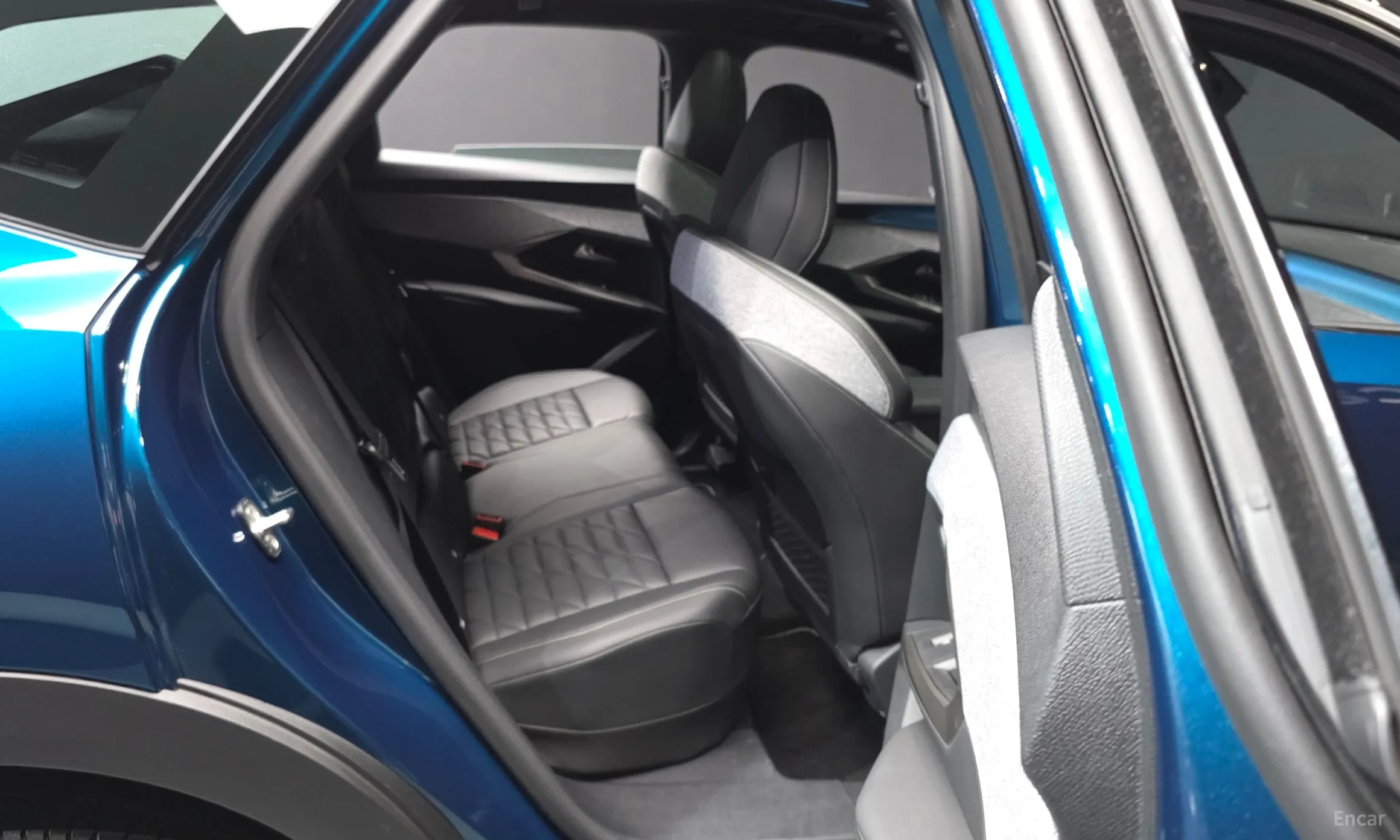 Peugeot 3008 3rd generation превью 12