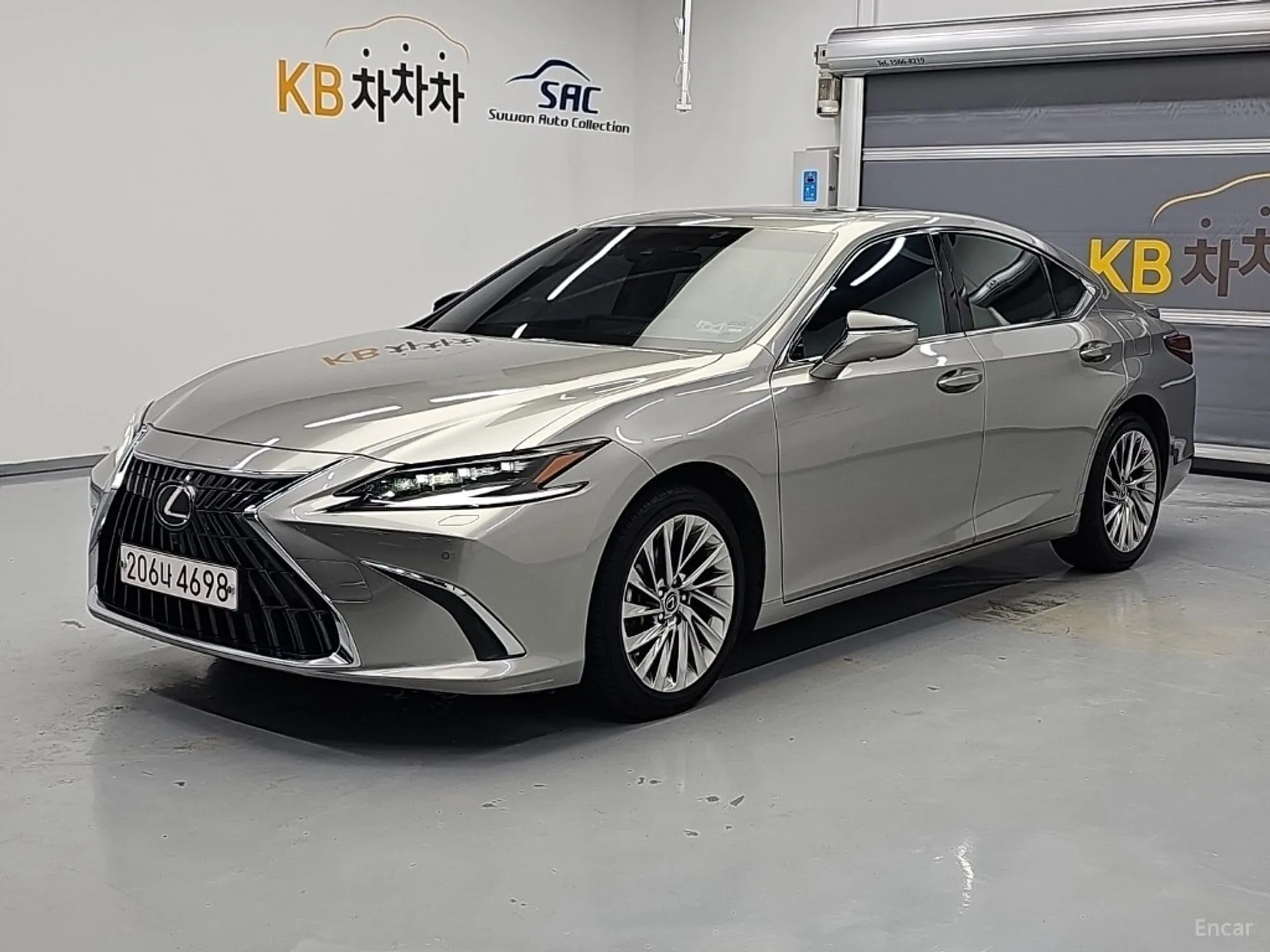 Lexus ES300h 7th Generation