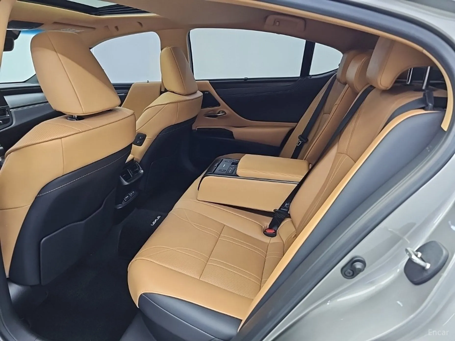 Lexus ES300h 7th Generation превью 15