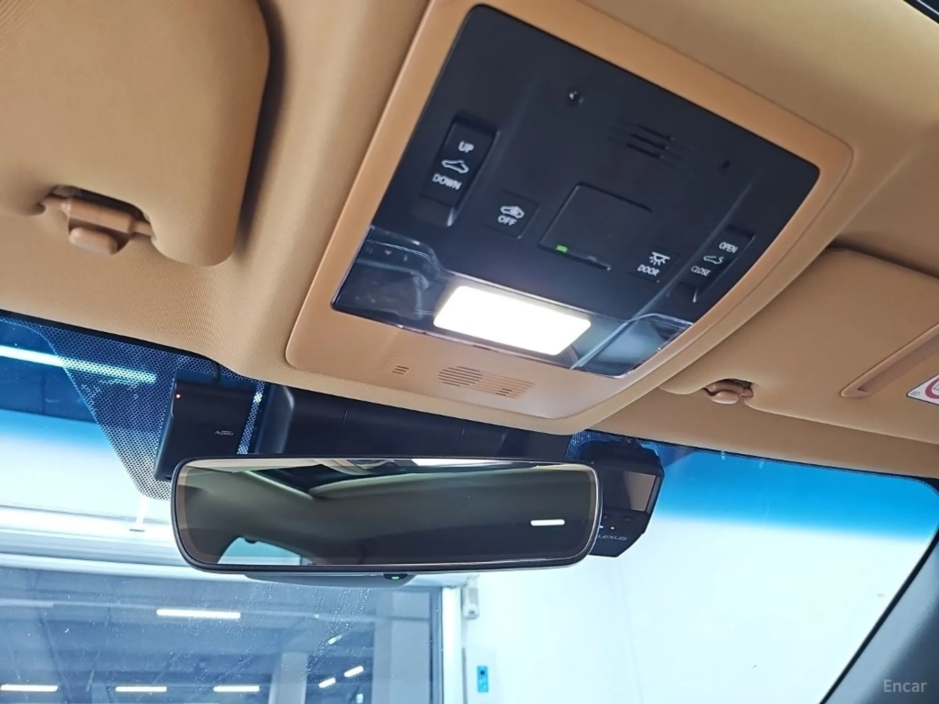 Lexus ES300h 7th Generation превью 17