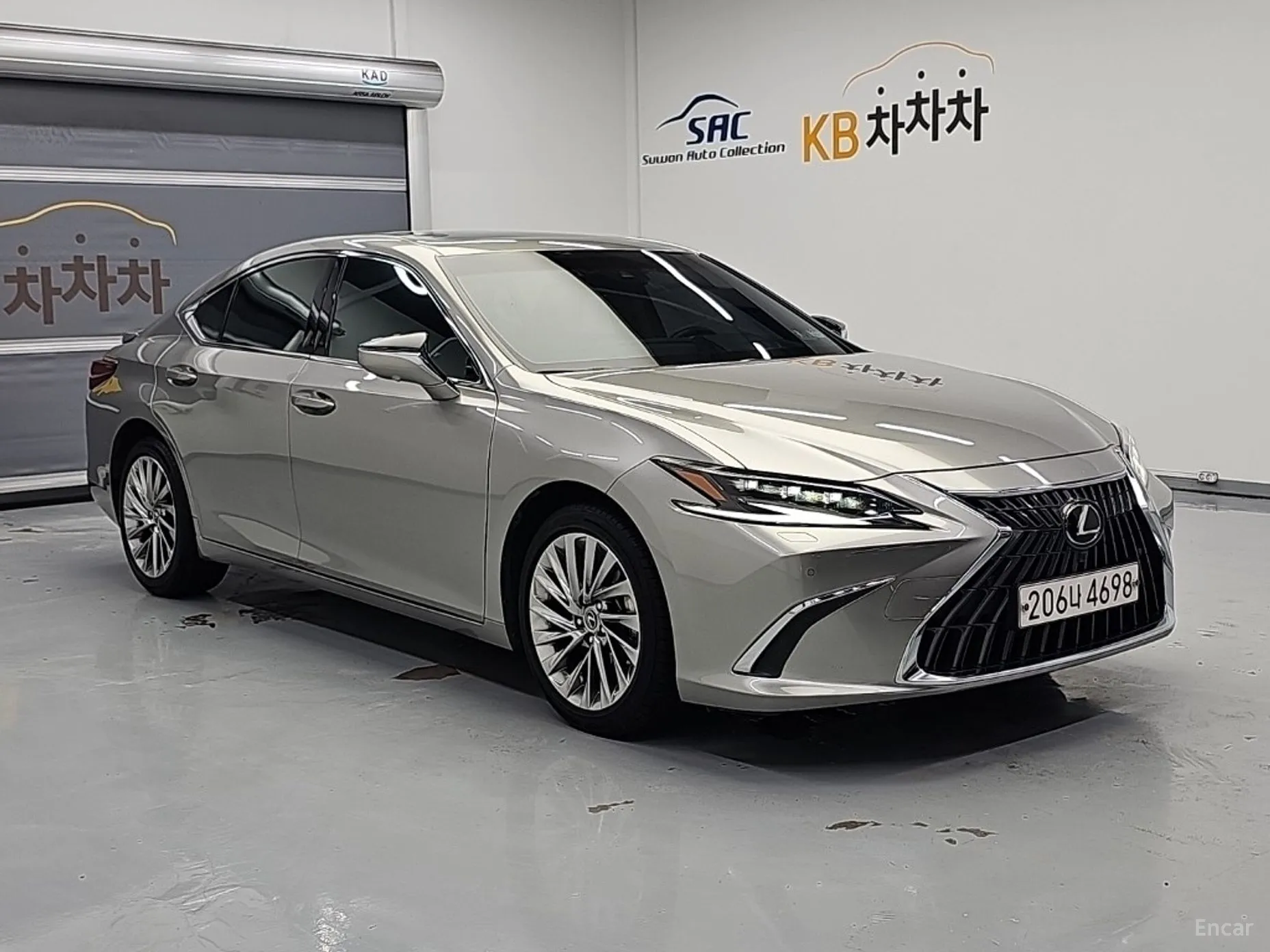 Lexus ES300h 7th Generation превью 3