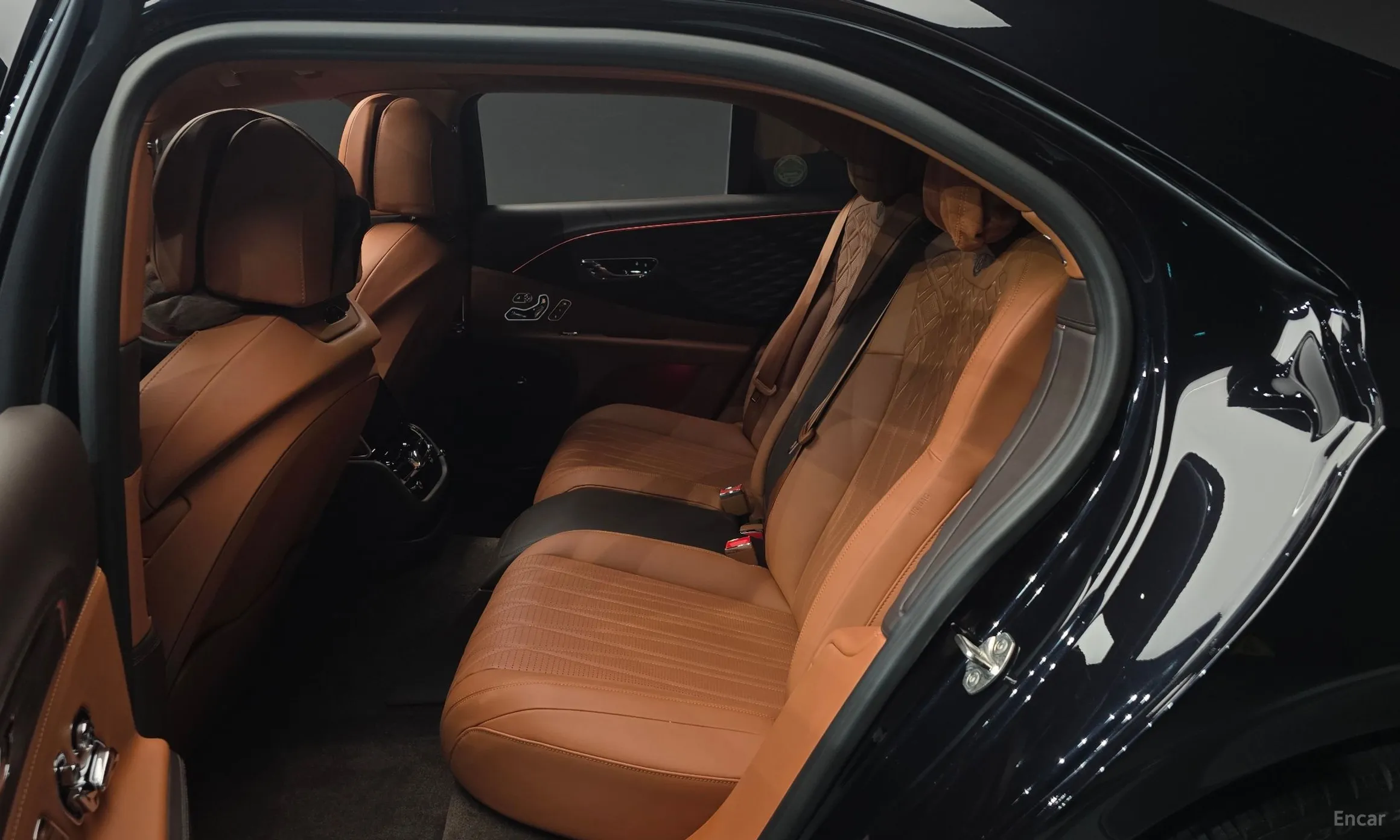 Bentley Flying Spur 3rd Generation превью 12