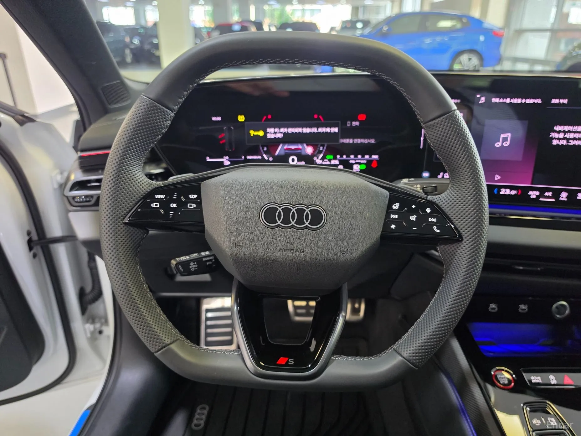 Audi A5 (B10) превью 12