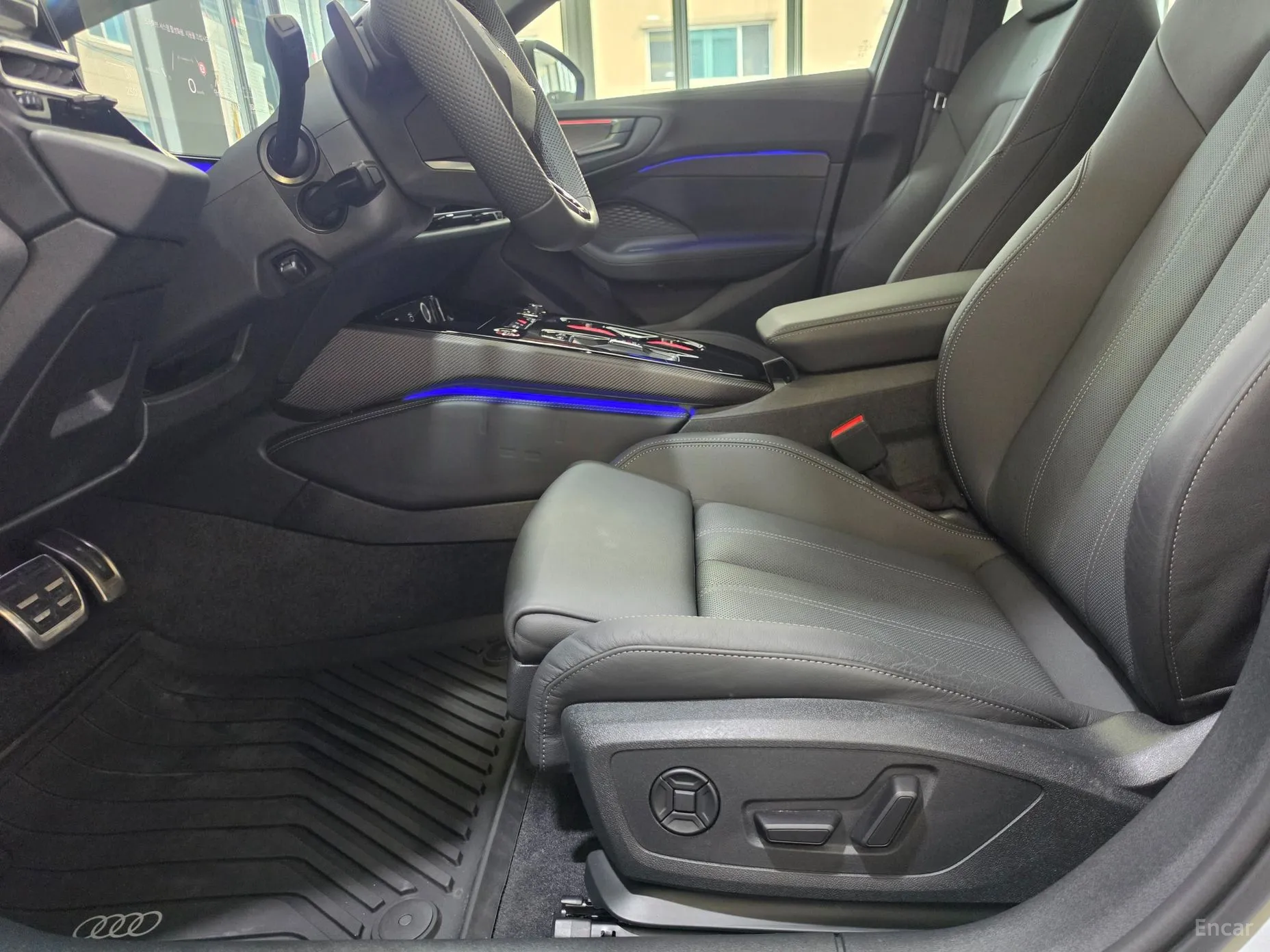 Audi A5 (B10) превью 13