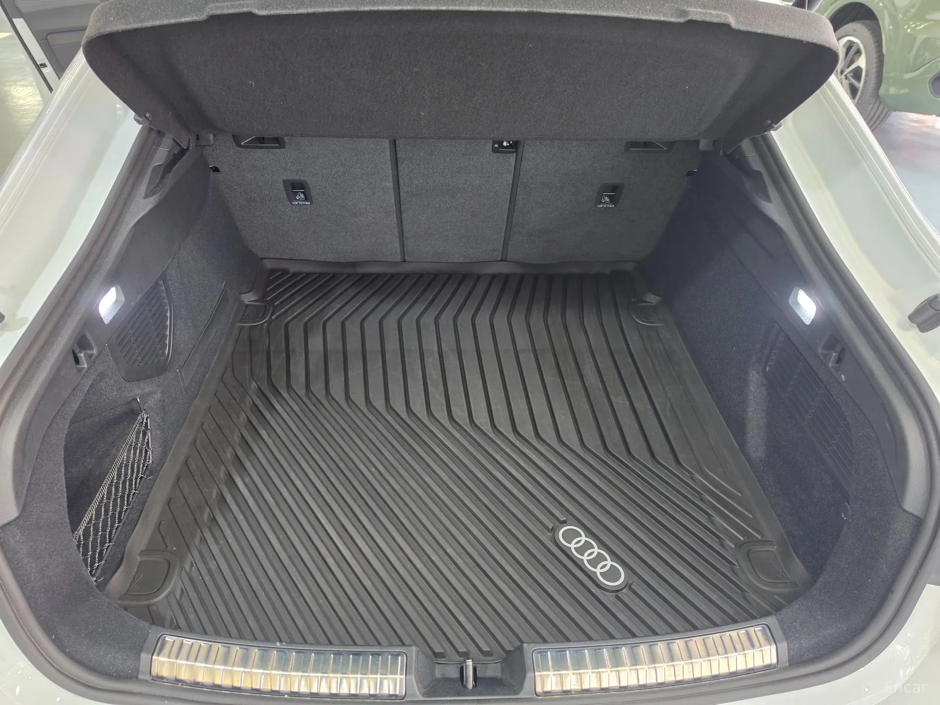 Audi A5 (B10) превью 18