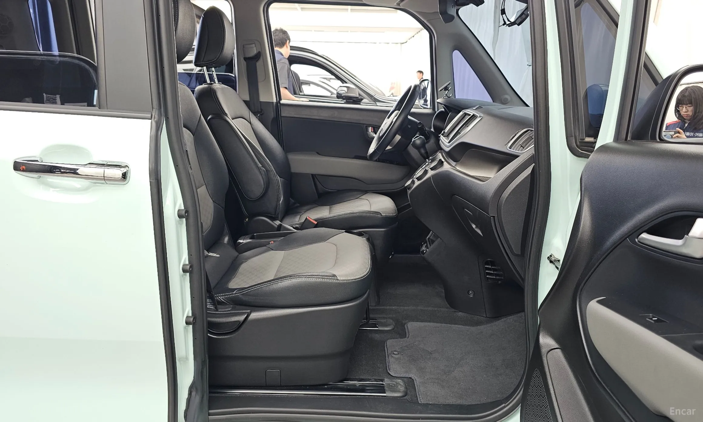 Kia Ray превью 11