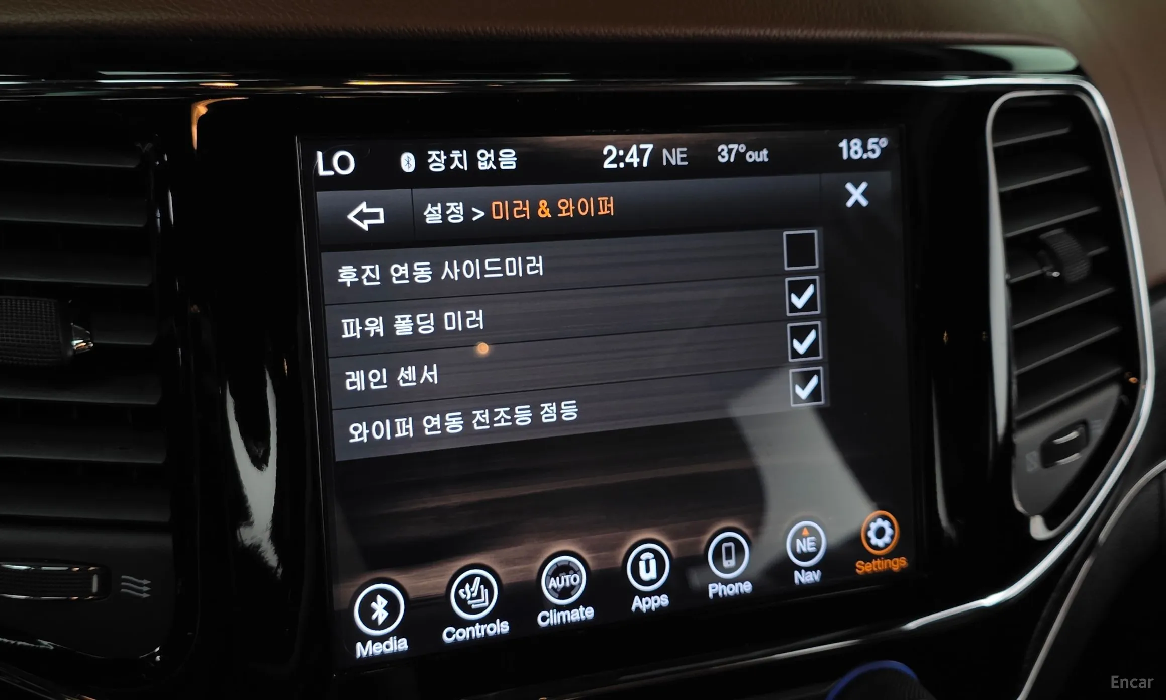 Jeep Grand Cherokee превью 11