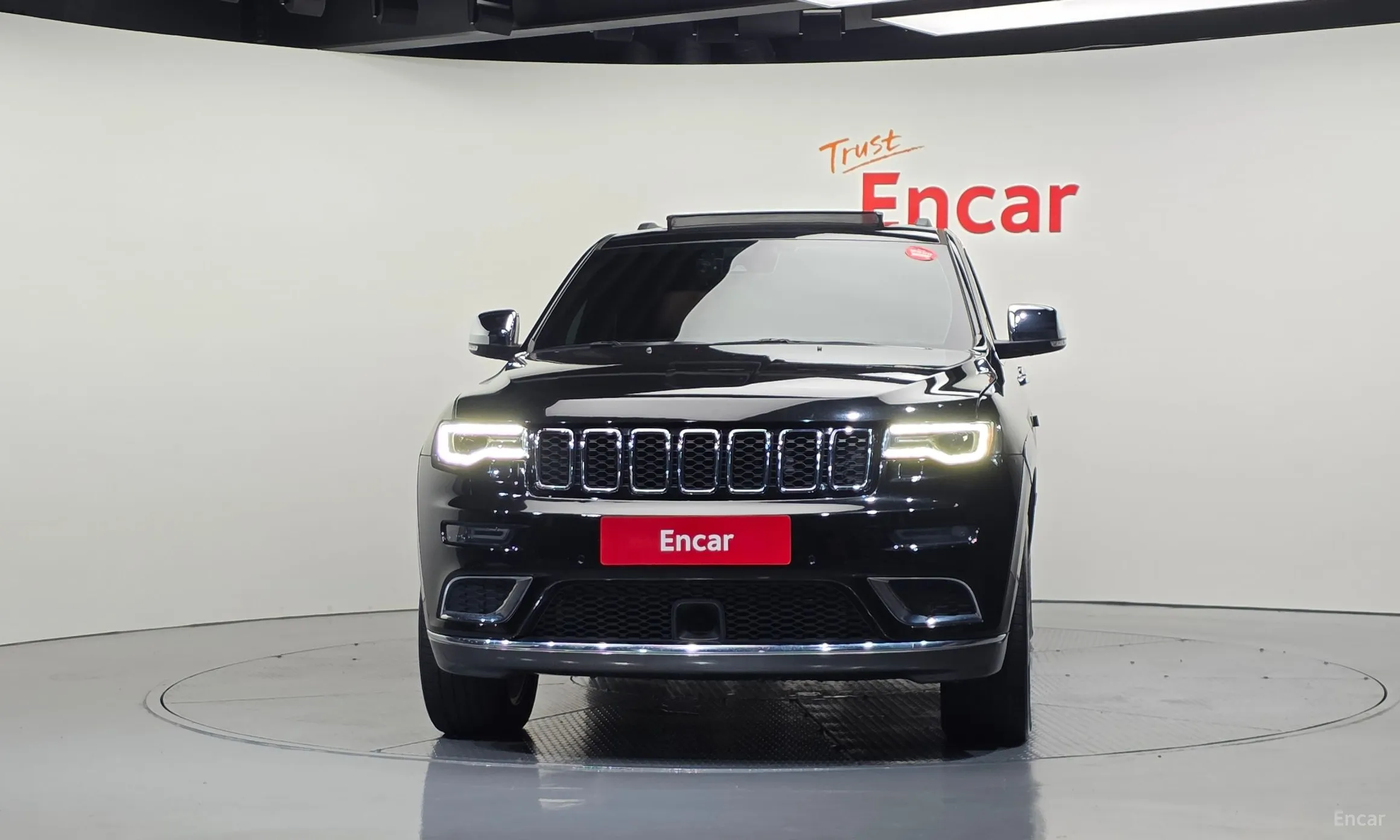 Jeep Grand Cherokee превью 3