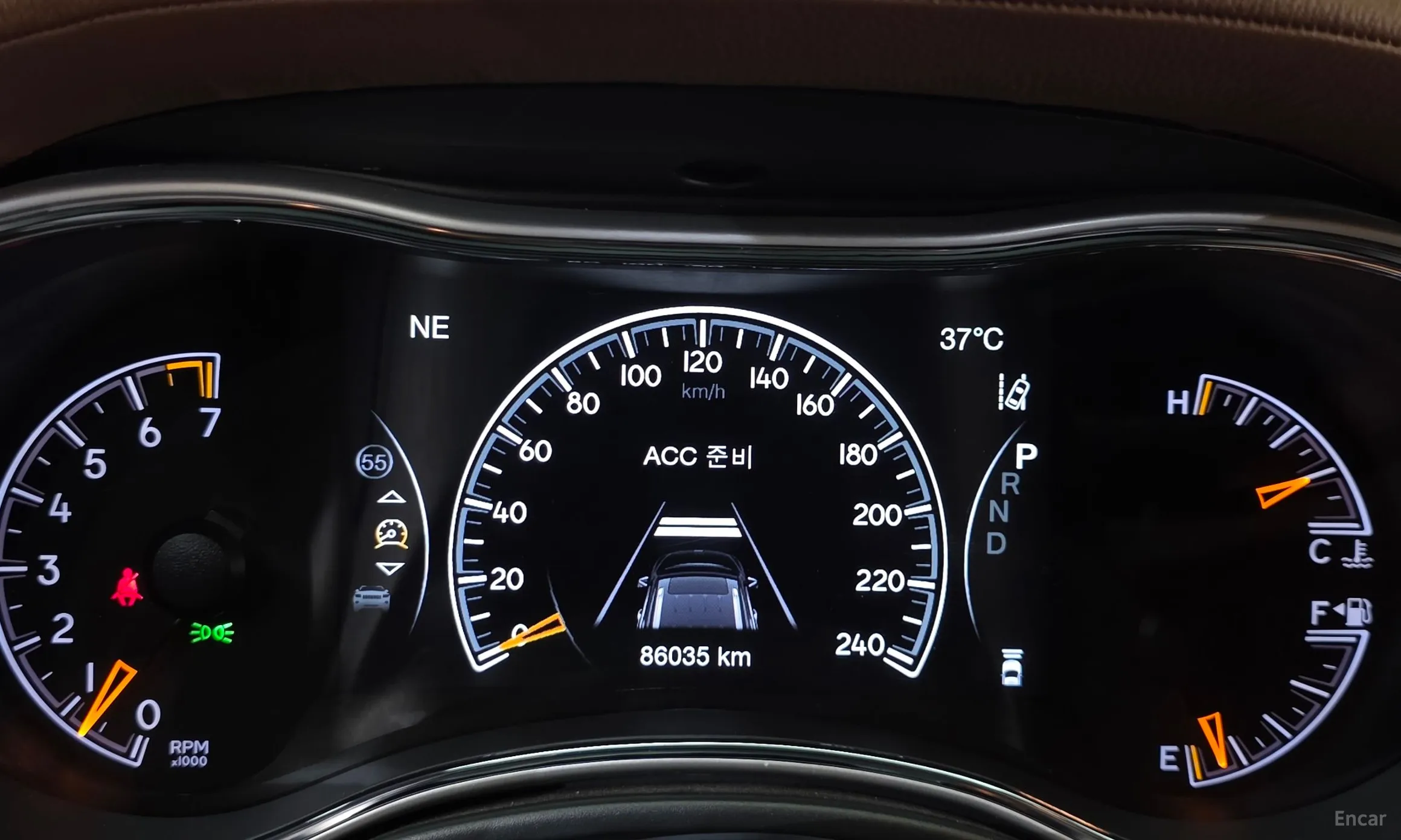 Jeep Grand Cherokee превью 8