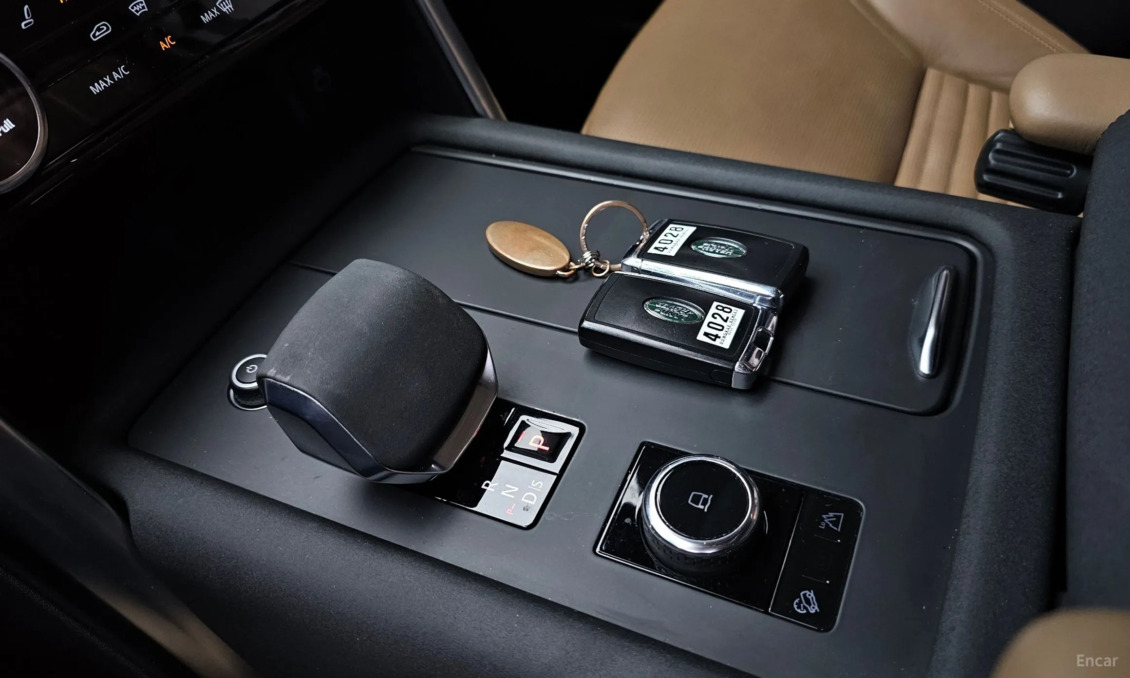 Land Rover Discovery 5 превью 9