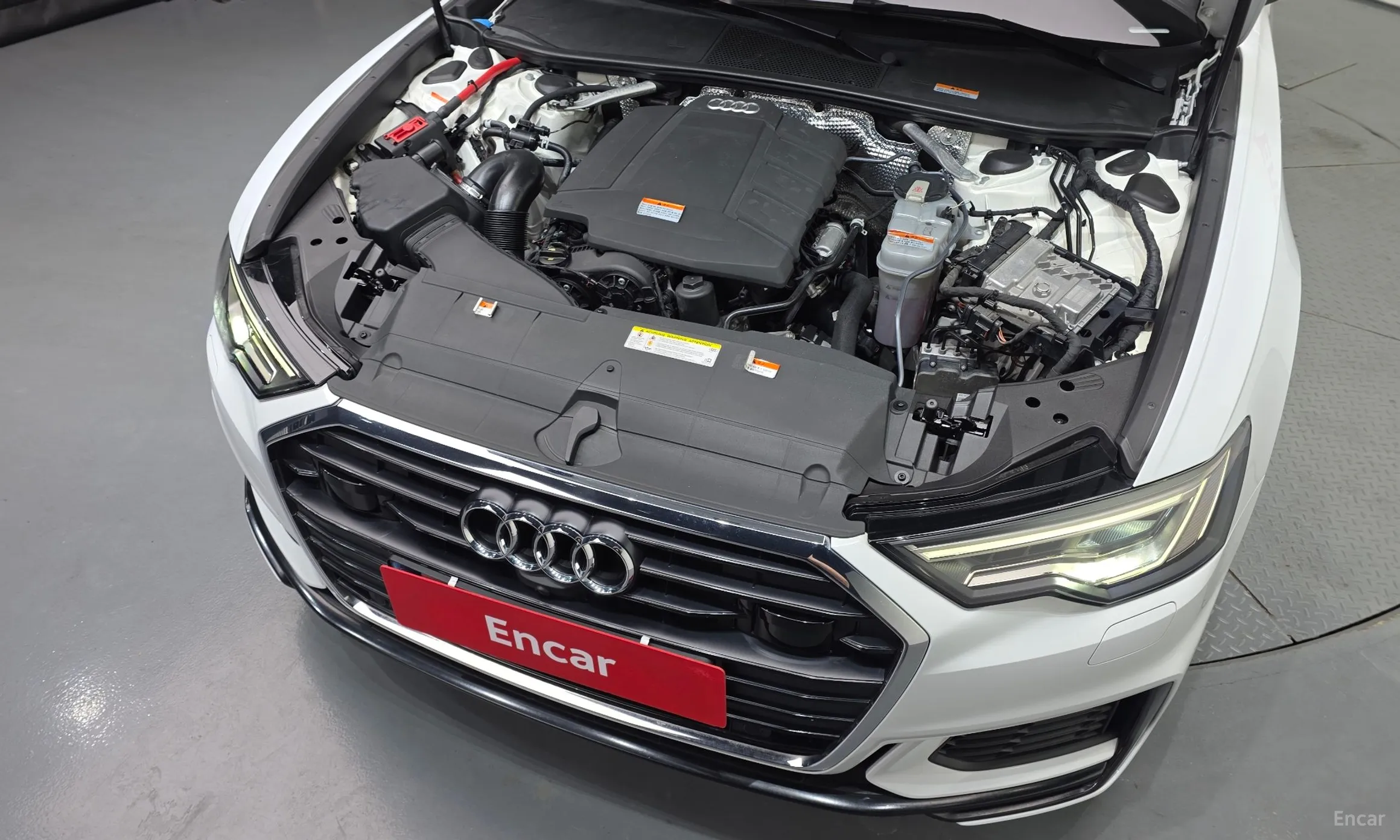 Audi A6 (C8) превью 6