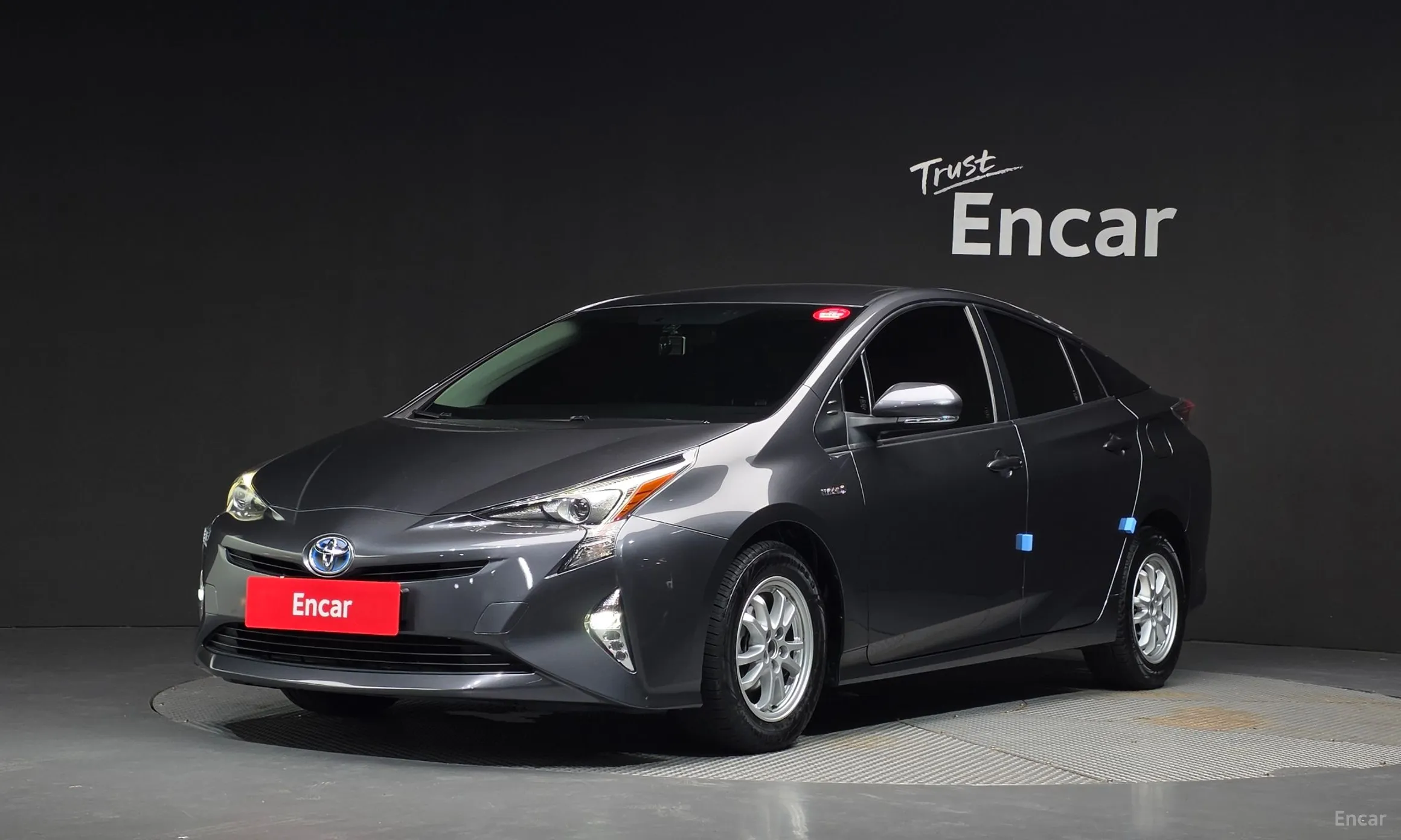 Toyota Prius 4th Generation