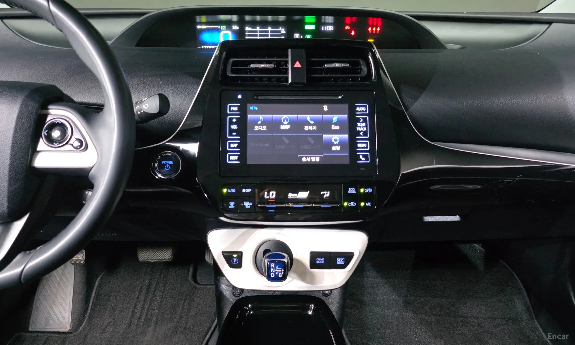Toyota Prius 4th Generation превью 15