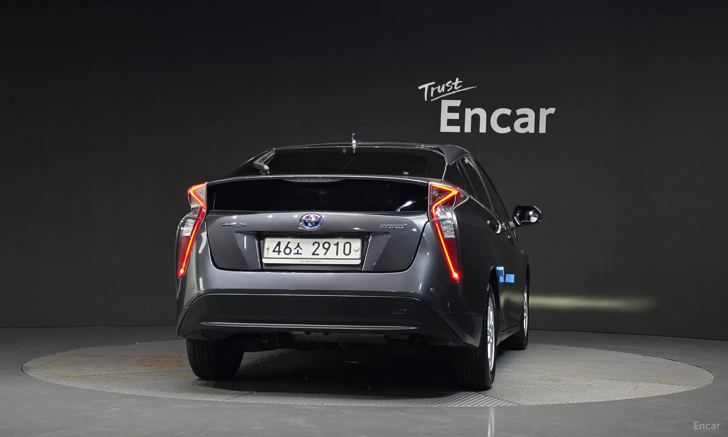 Toyota Prius 4th Generation превью 4