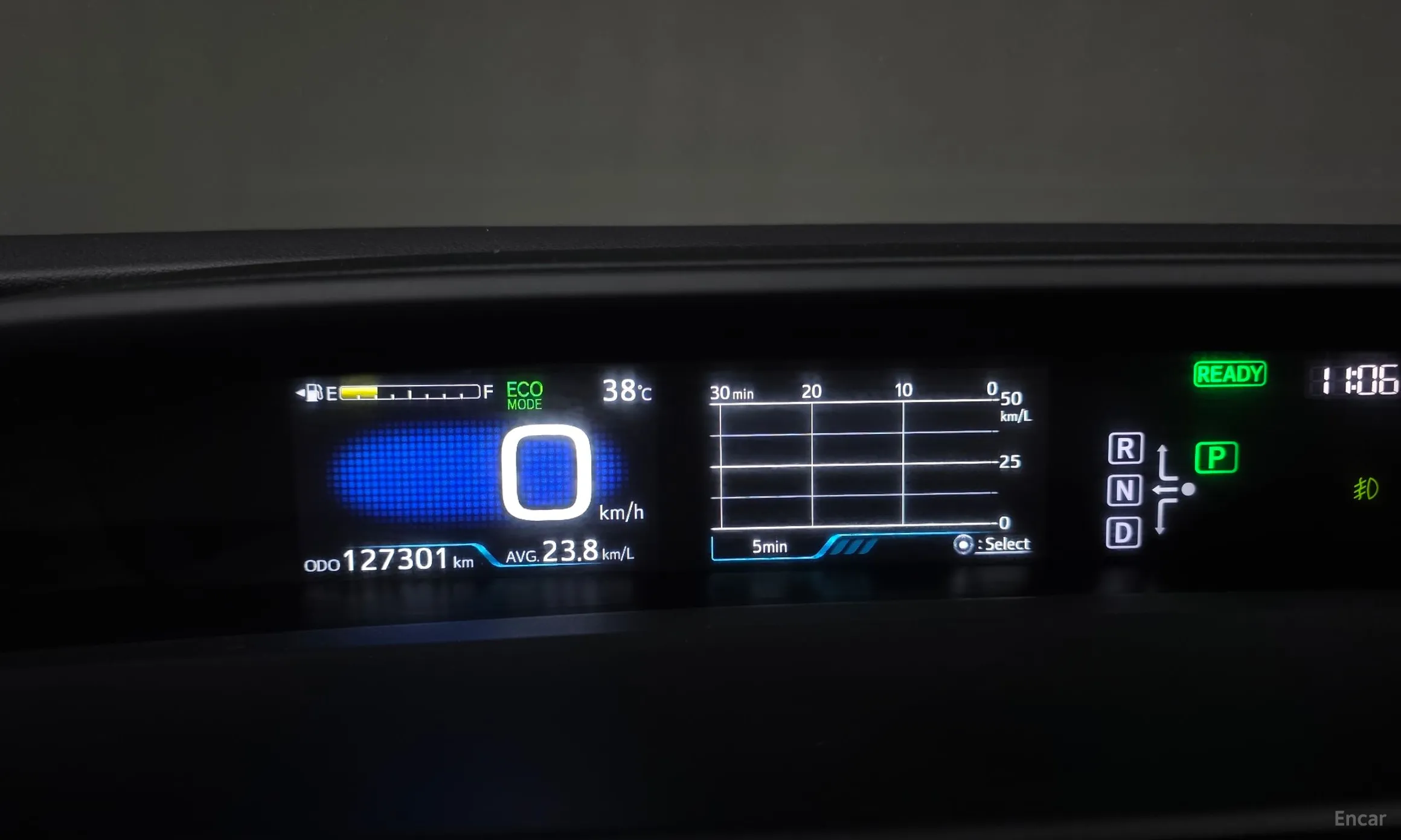 Toyota Prius 4th Generation превью 8