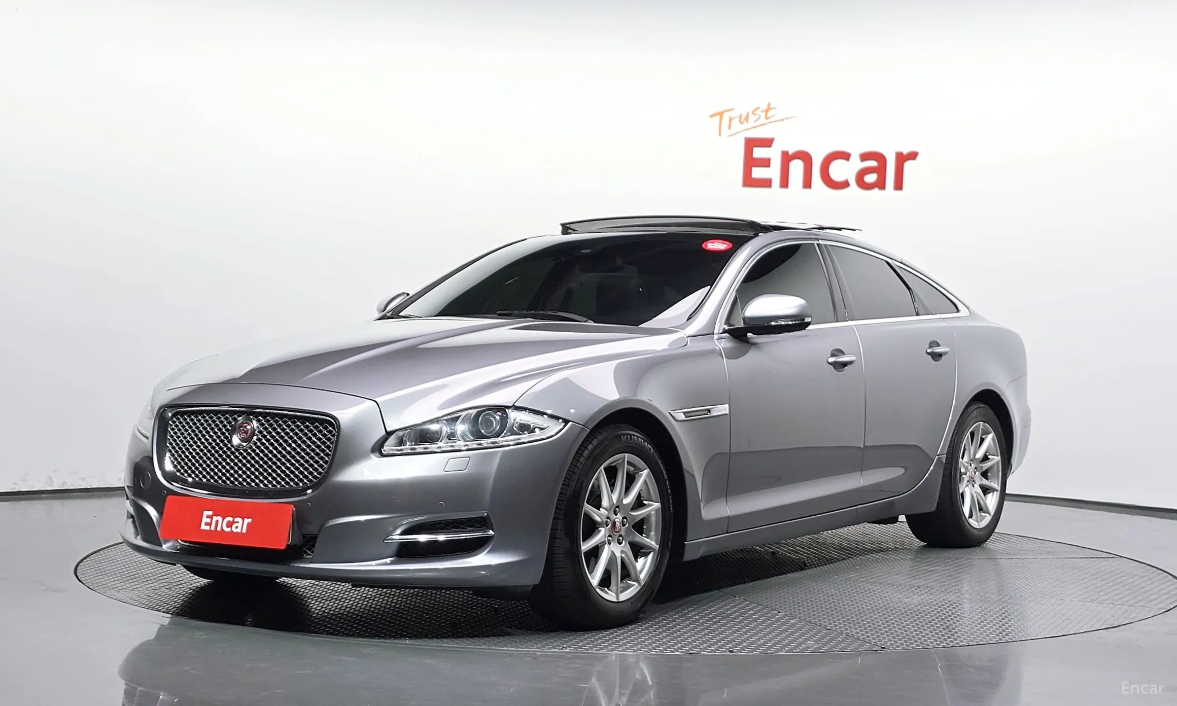 Jaguar All New XJ