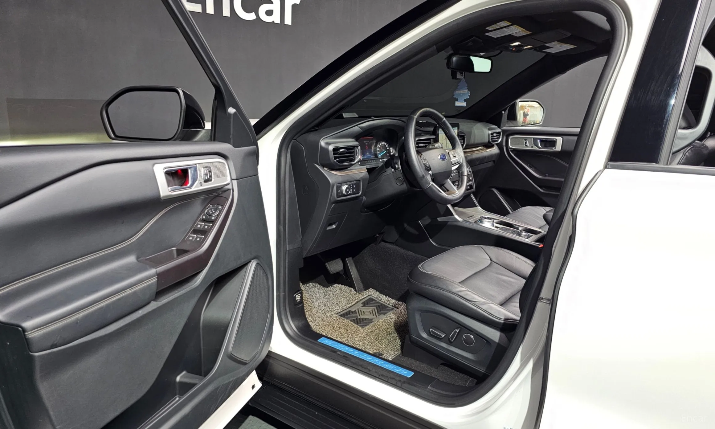 Ford Explorer 6th Generation превью 10