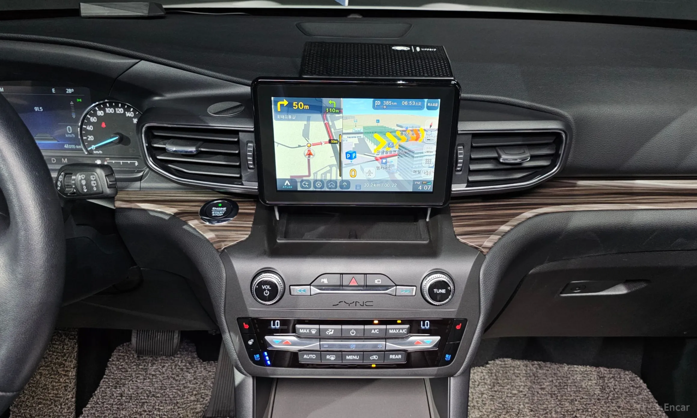 Ford Explorer 6th Generation превью 12
