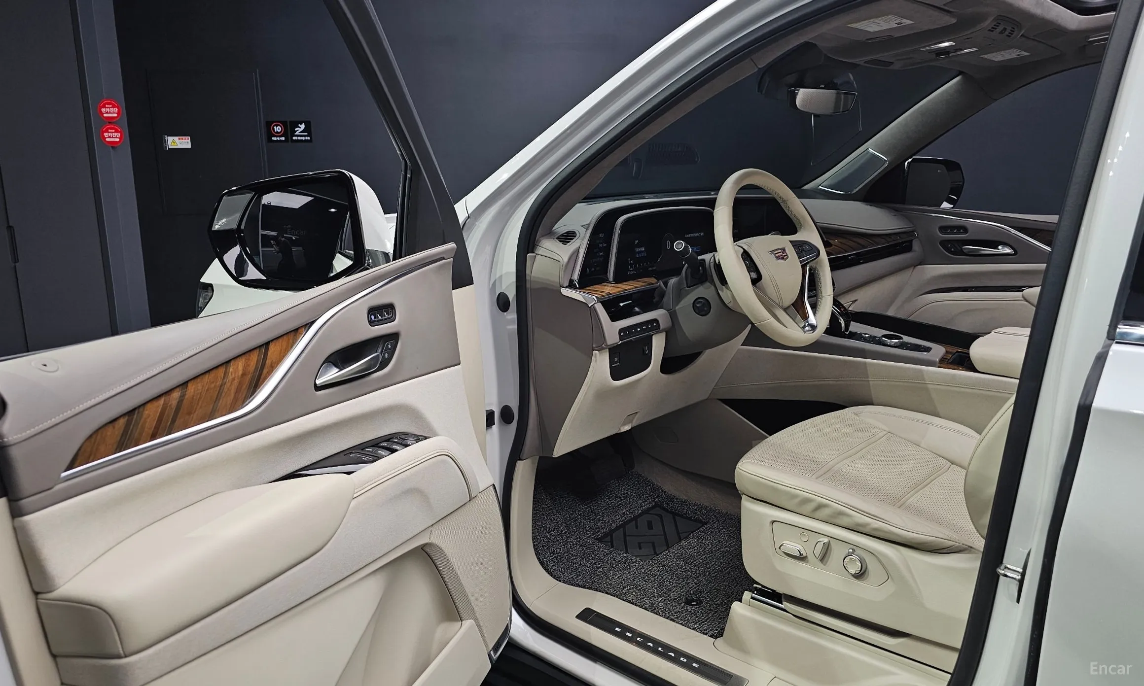 Cadillac Escalade 5th Generation превью 10
