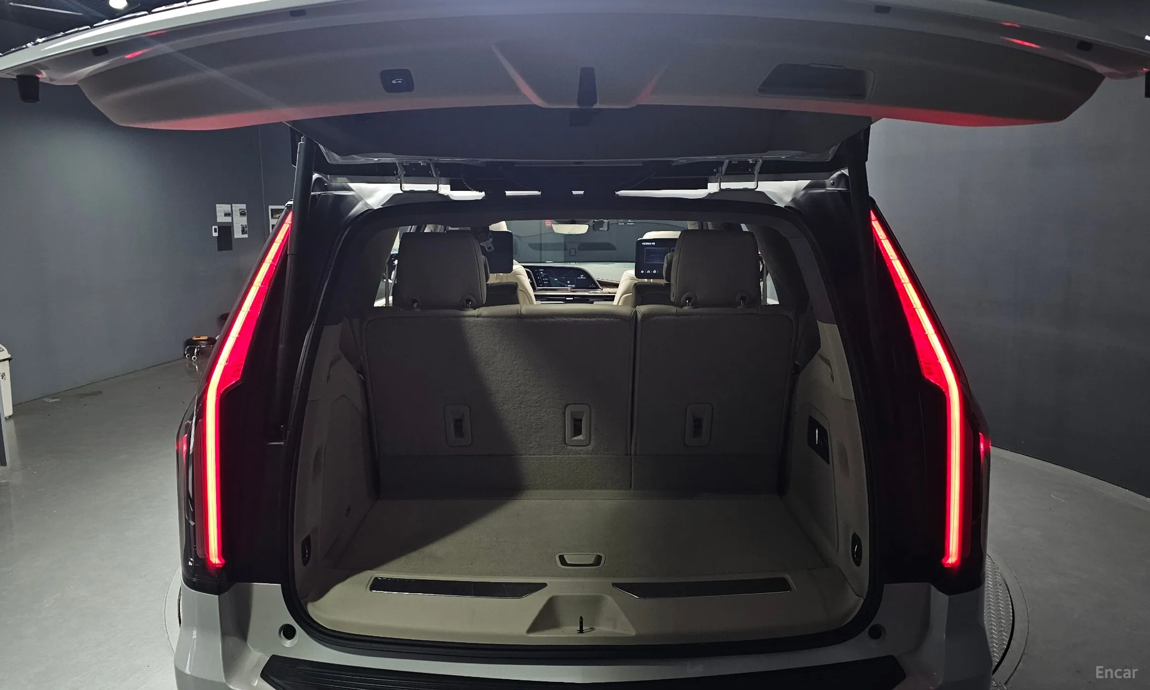 Cadillac Escalade 5th Generation превью 20