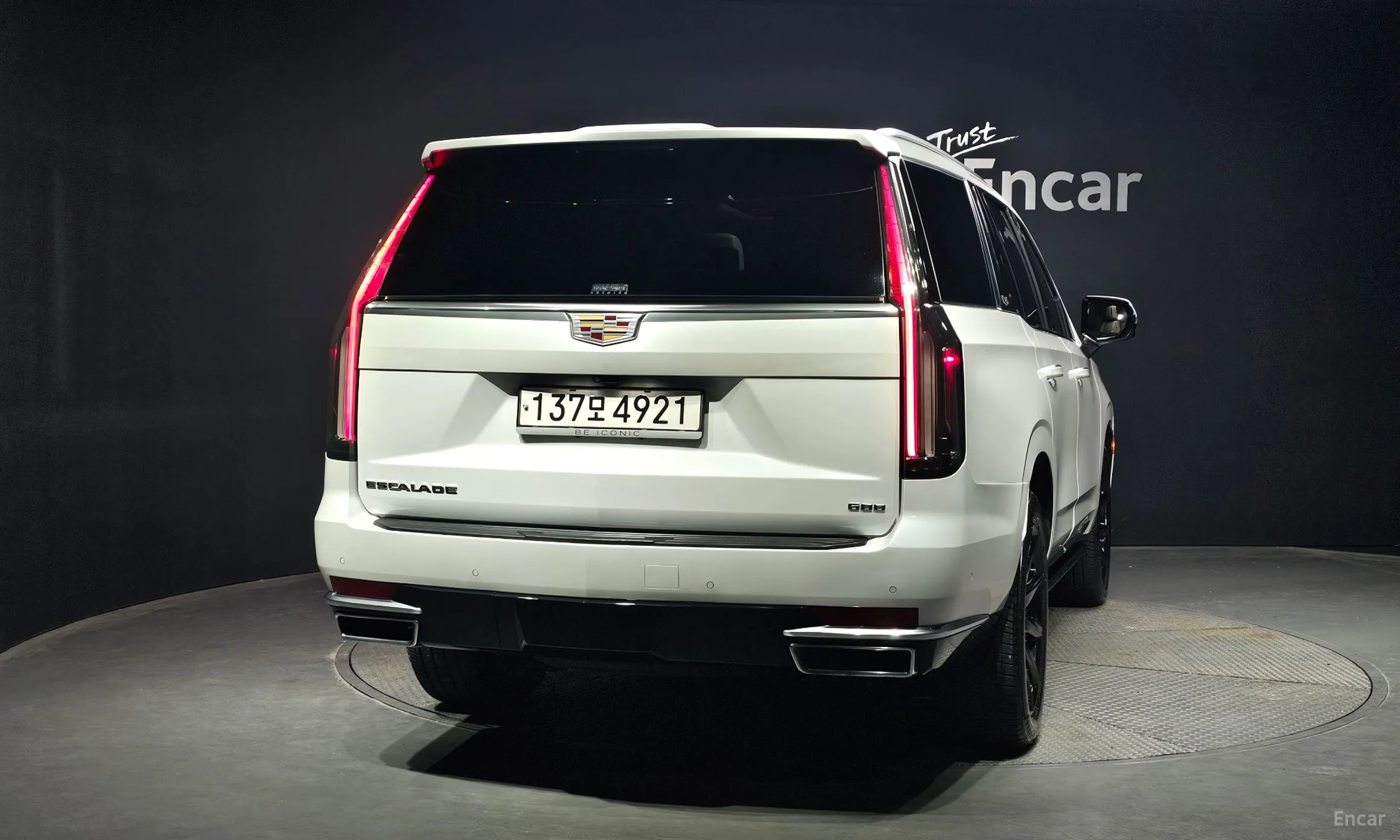 Cadillac Escalade 5th Generation превью 4