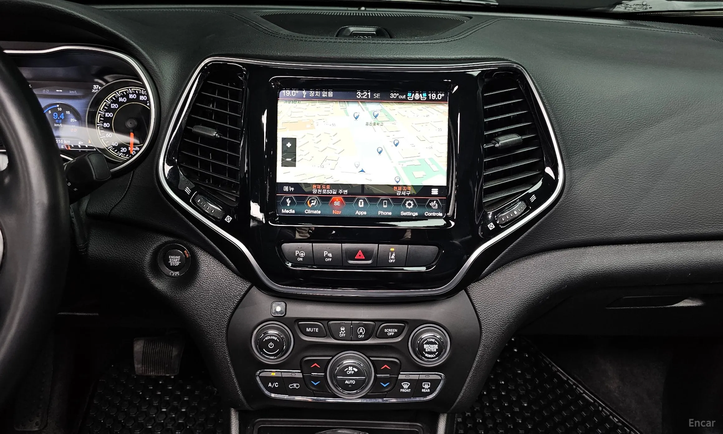 Jeep Cherokee (KL) превью 14