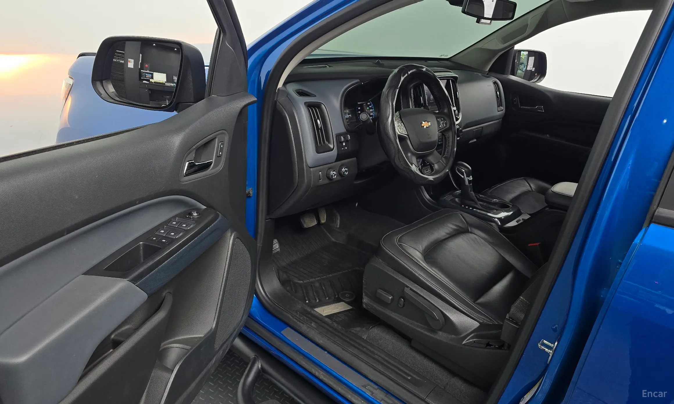 Chevrolet Colorado превью 10