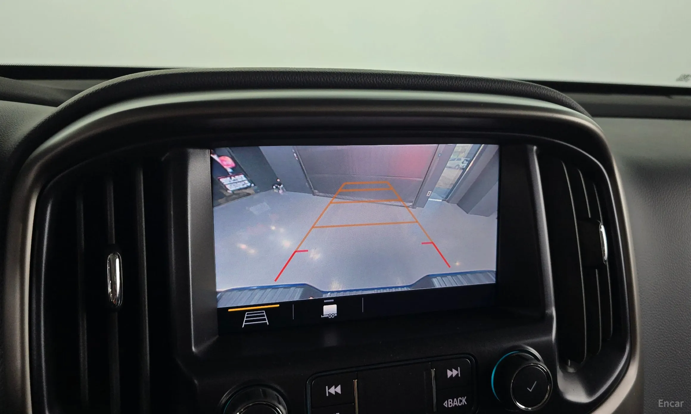 Chevrolet Colorado превью 14