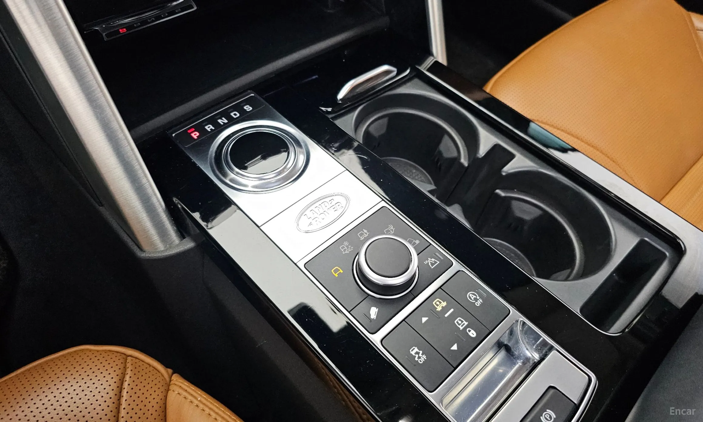 Land Rover Discovery 5 превью 9