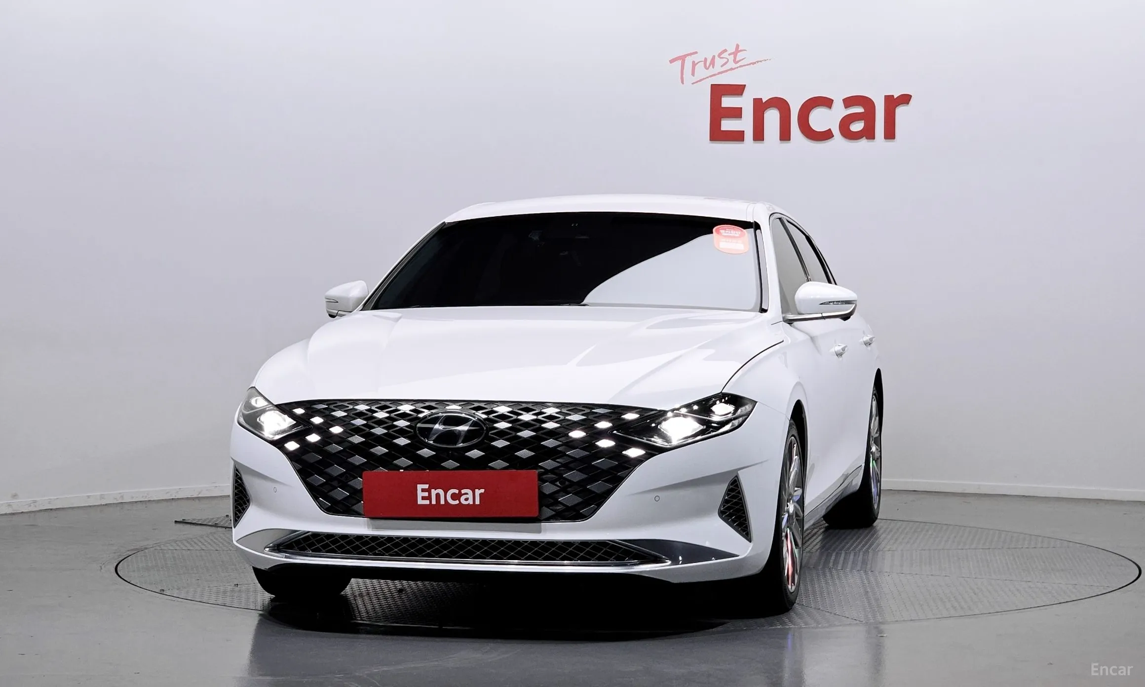 Hyundai Grandeur IG превью 3