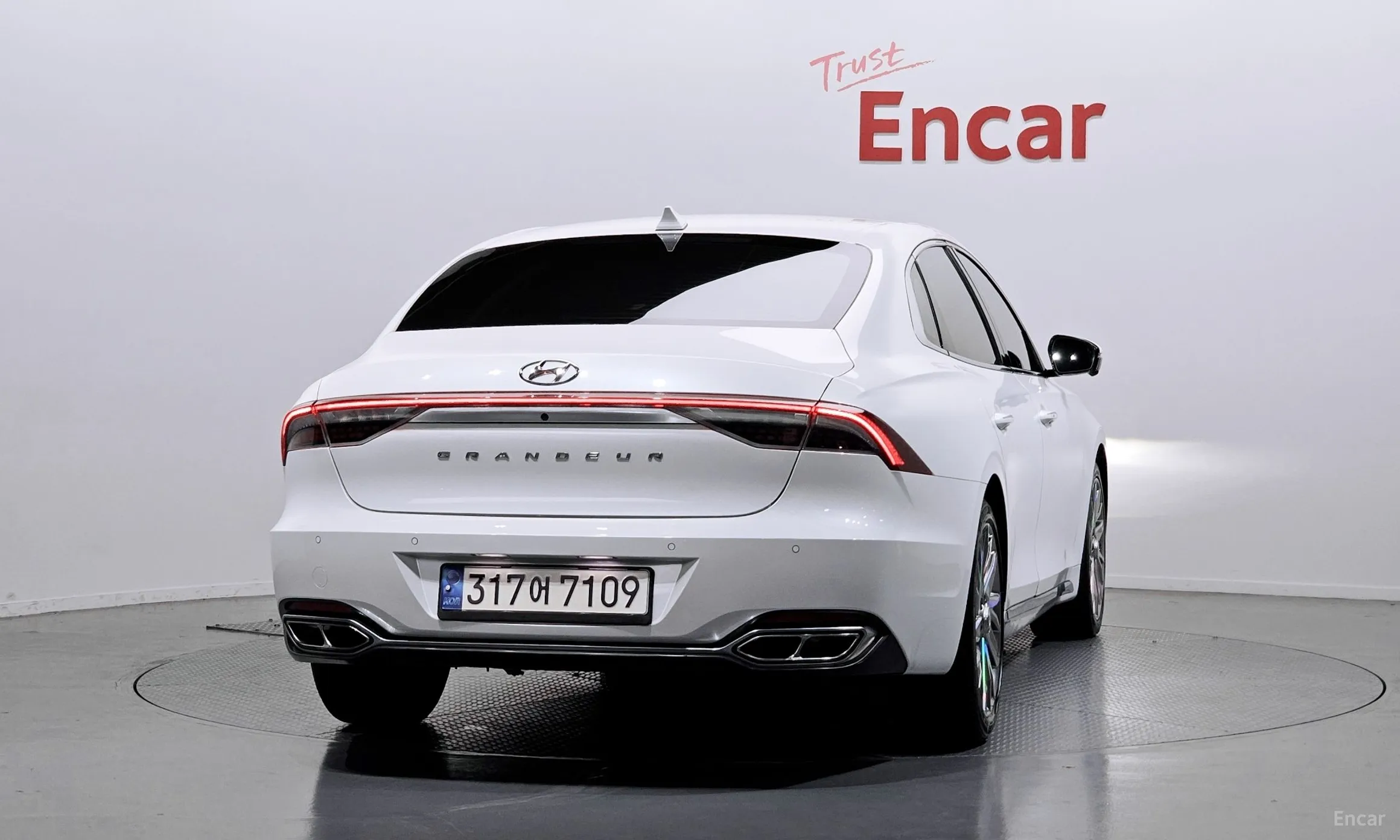 Hyundai Grandeur IG превью 4