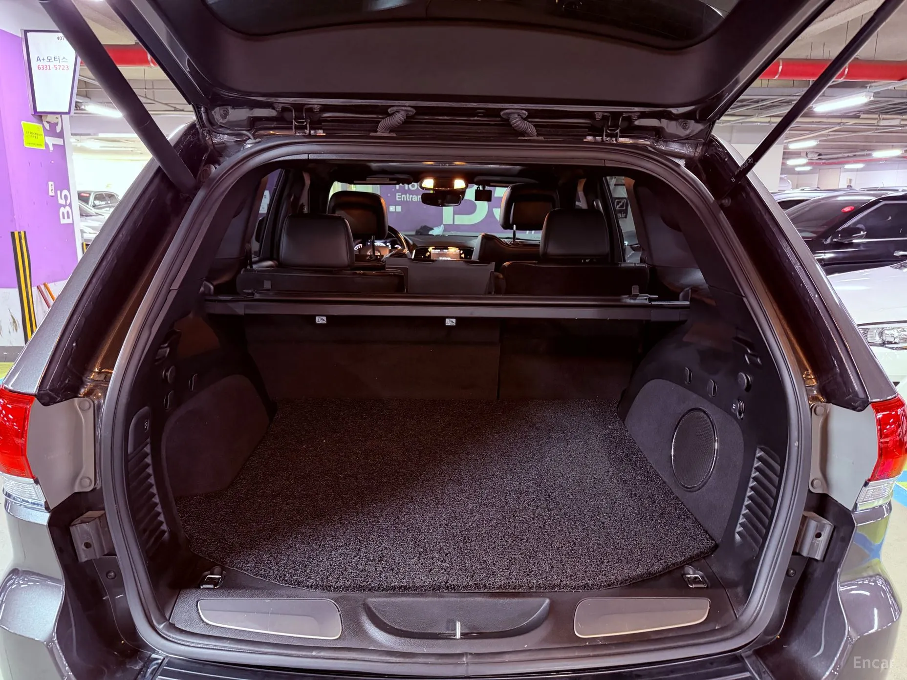 Jeep Grand Cherokee превью 6