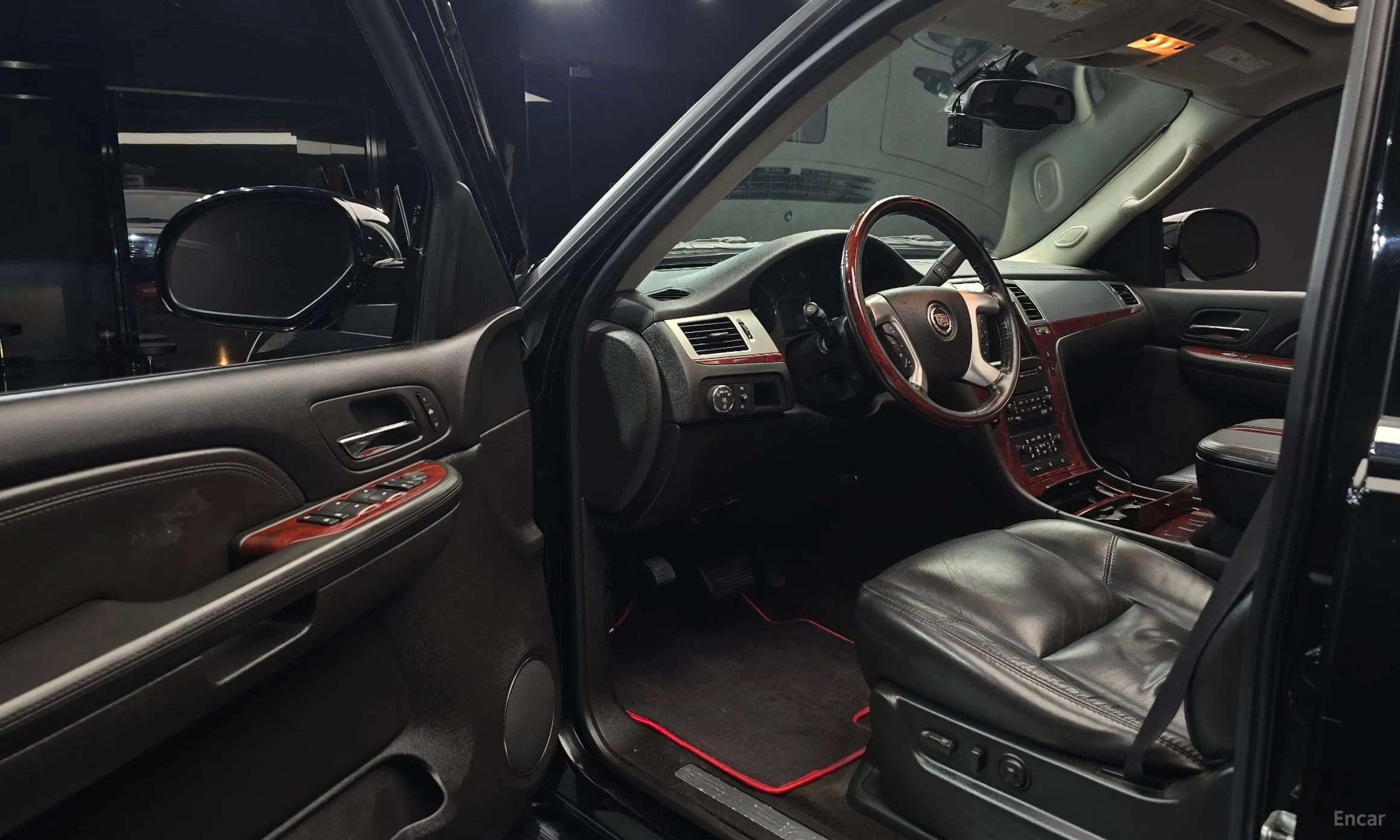 Cadillac Escalade превью 10