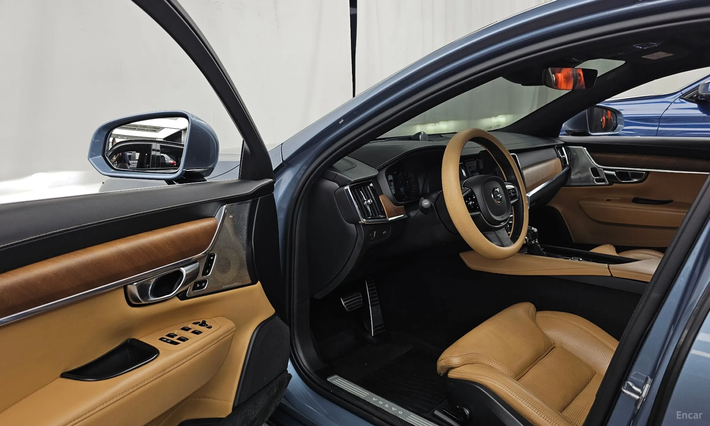 Volvo S90 превью 10
