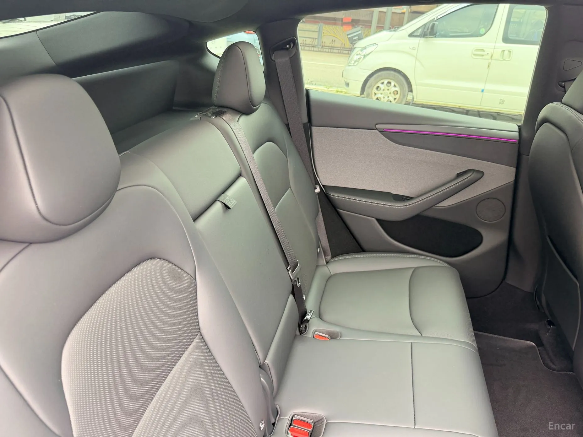 Tesla Model Y превью 12
