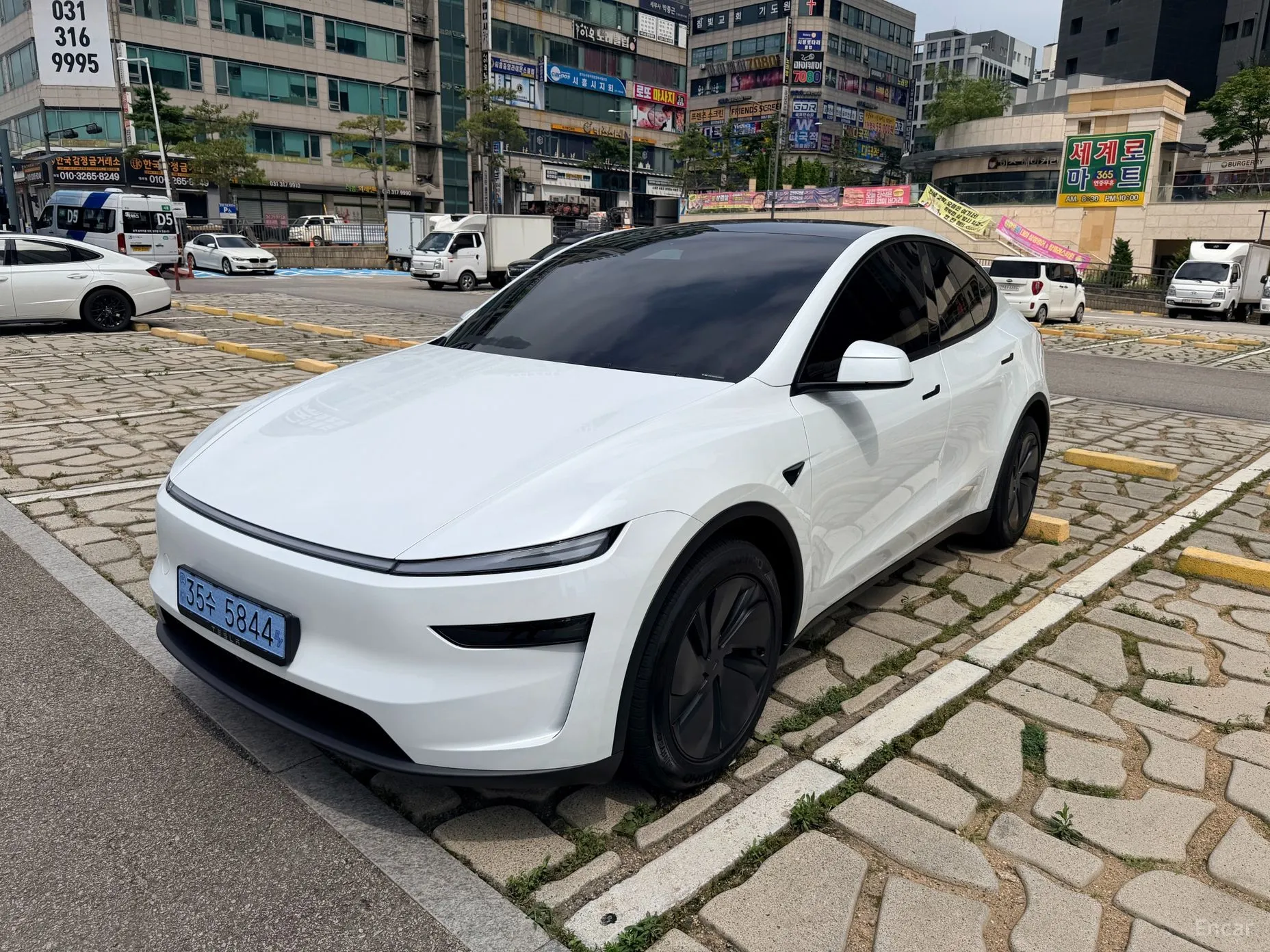 Tesla Model Y превью 6