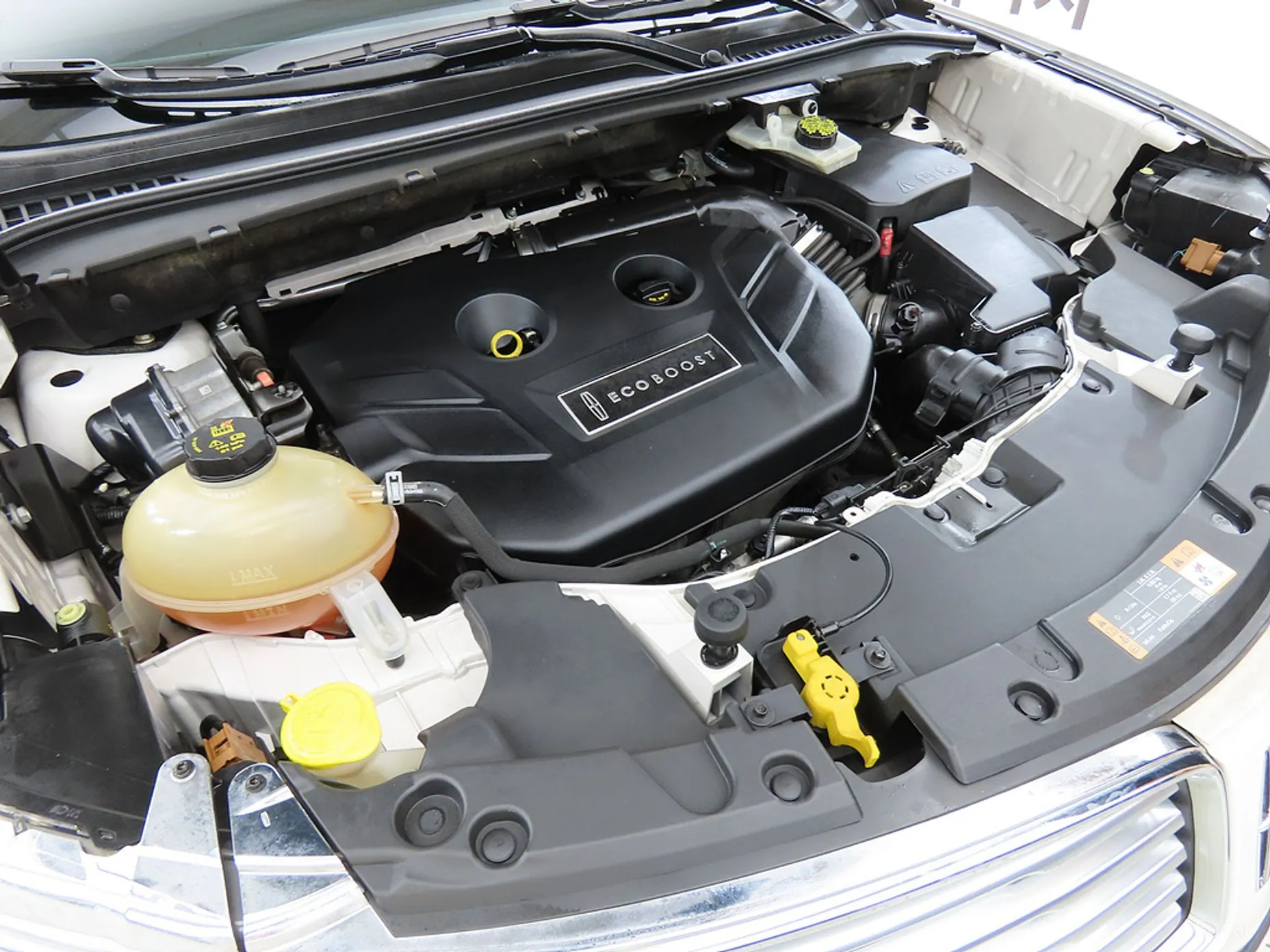Lincoln MKC превью 19