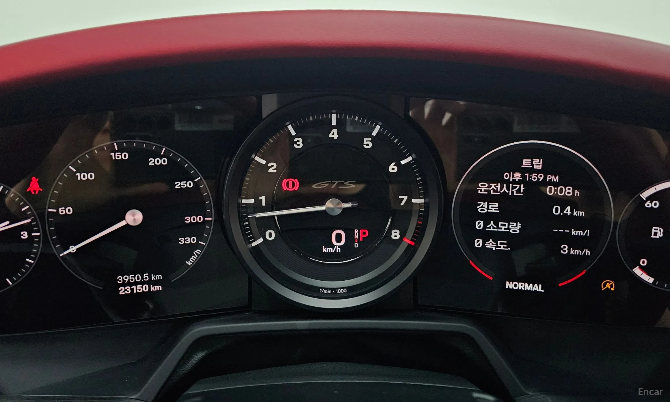 Porsche 911 (992) превью 8