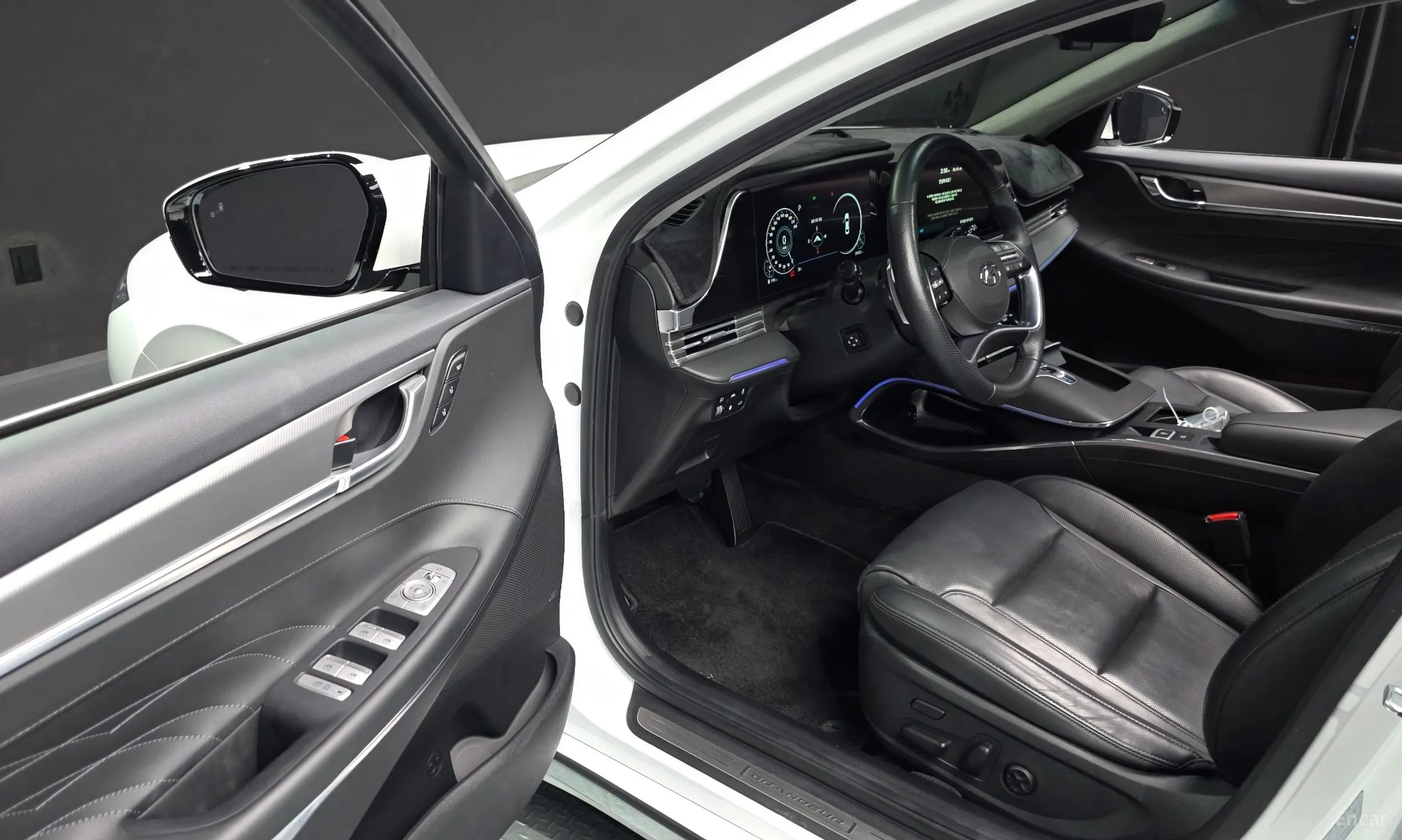 Hyundai Grandeur IG превью 10