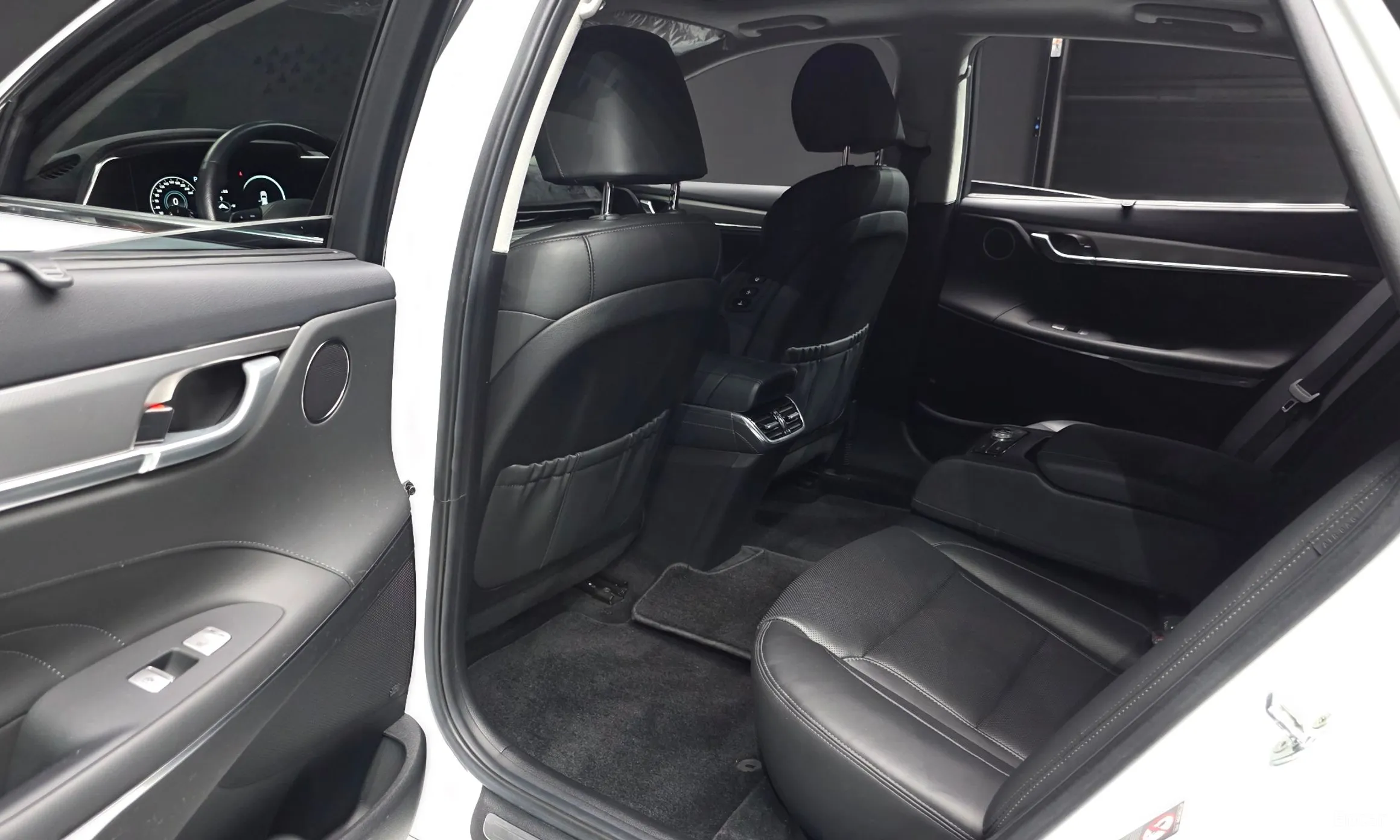 Hyundai Grandeur IG превью 12
