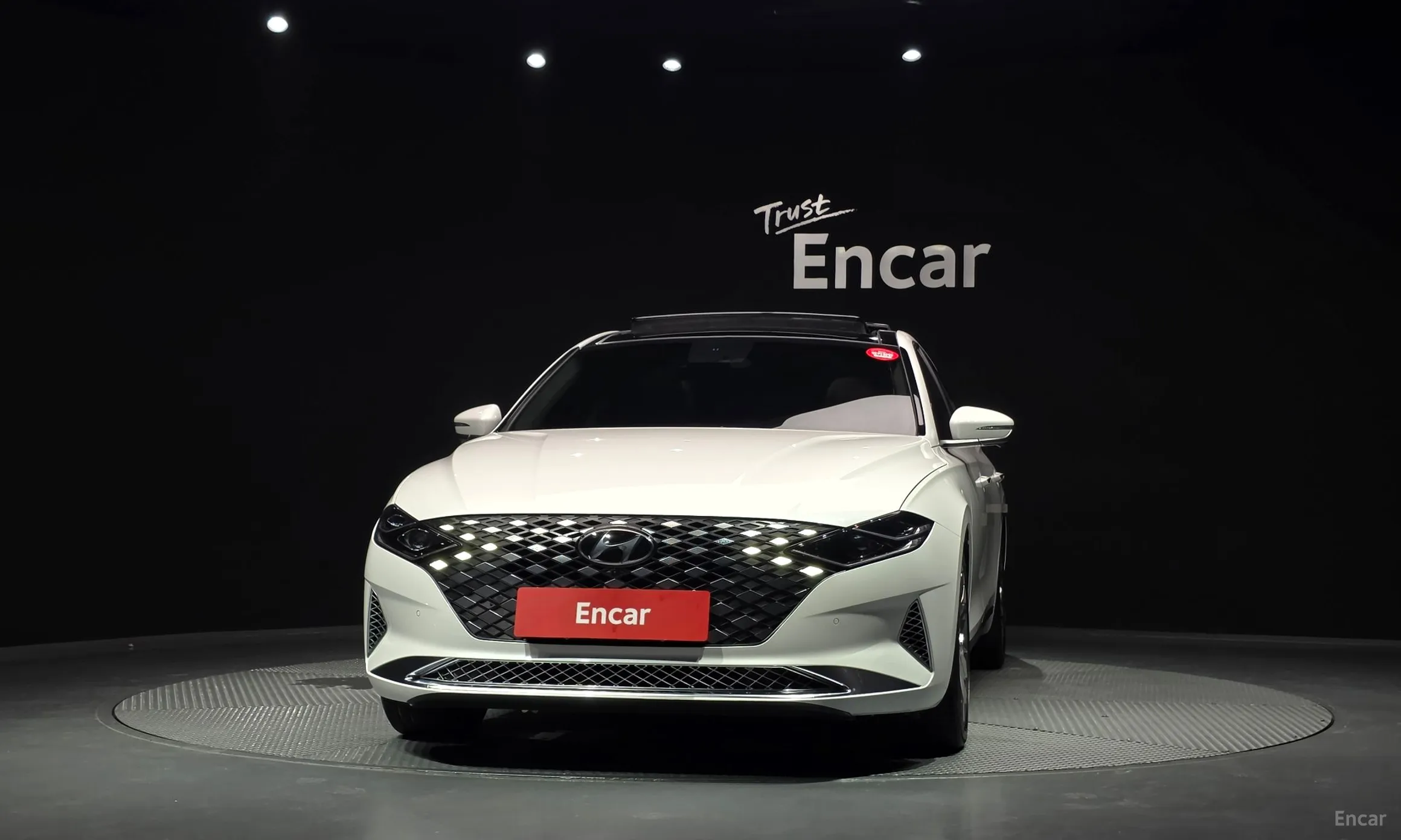 Hyundai Grandeur IG превью 3