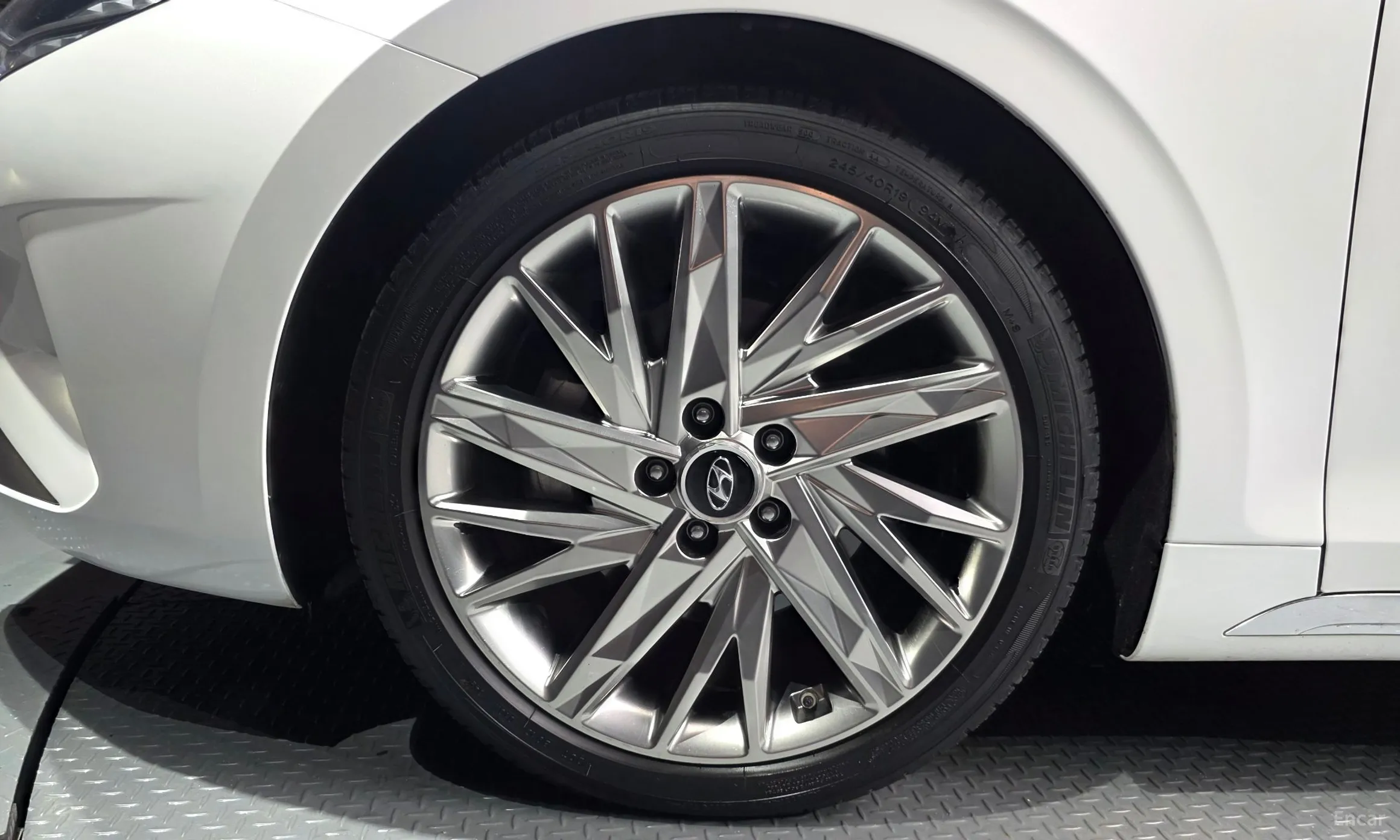Hyundai Grandeur IG превью 5