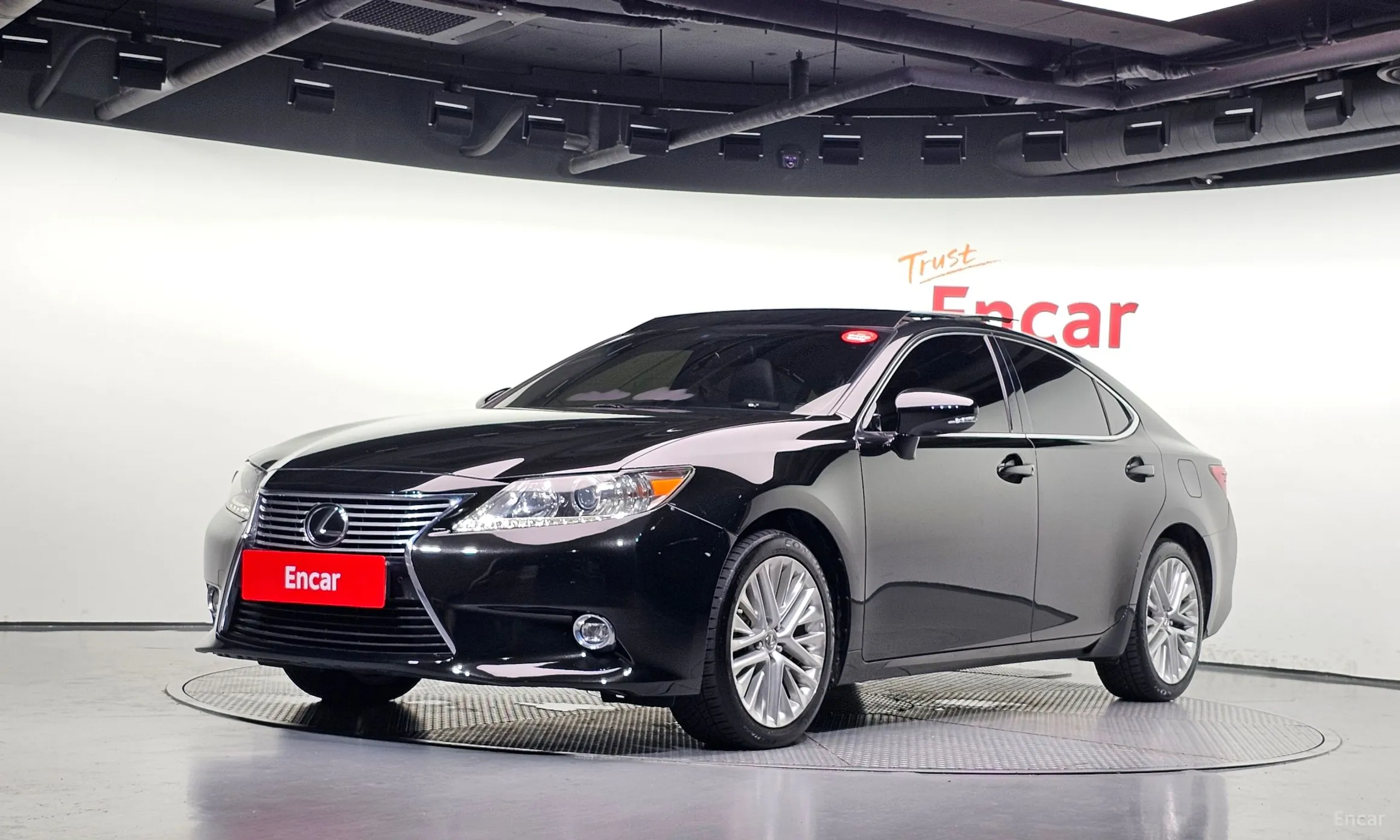 Lexus New ES350