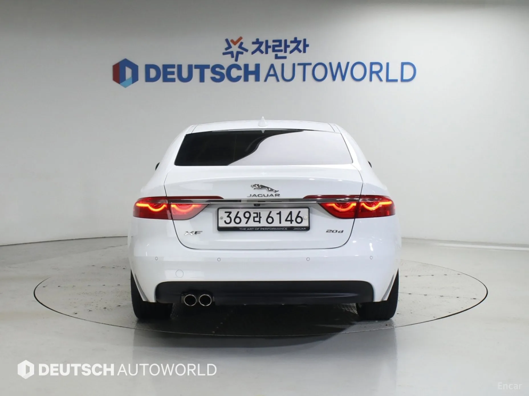 Jaguar XF (x260) превью 4